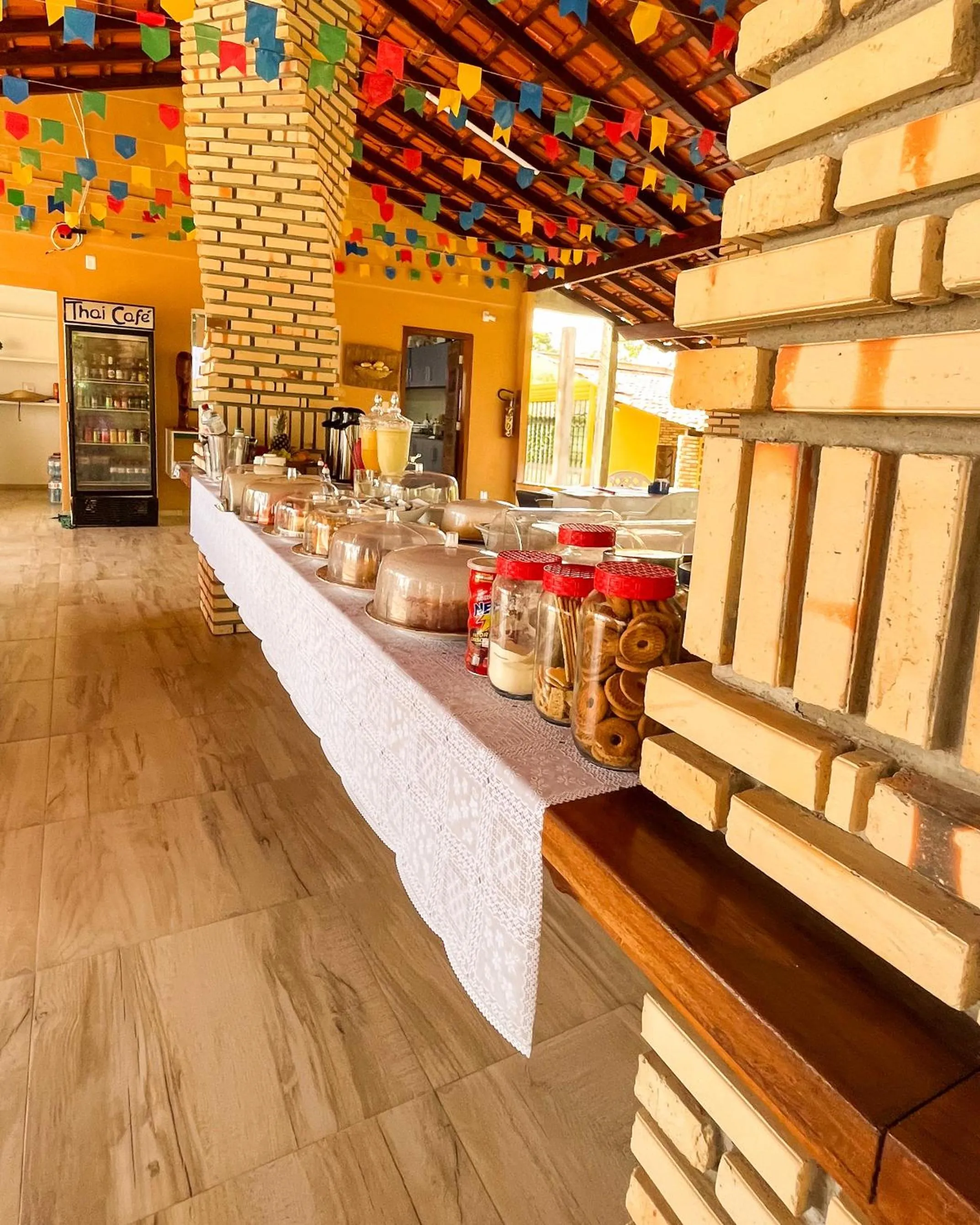 Restaurant/places to eat in Pousada do Rancho