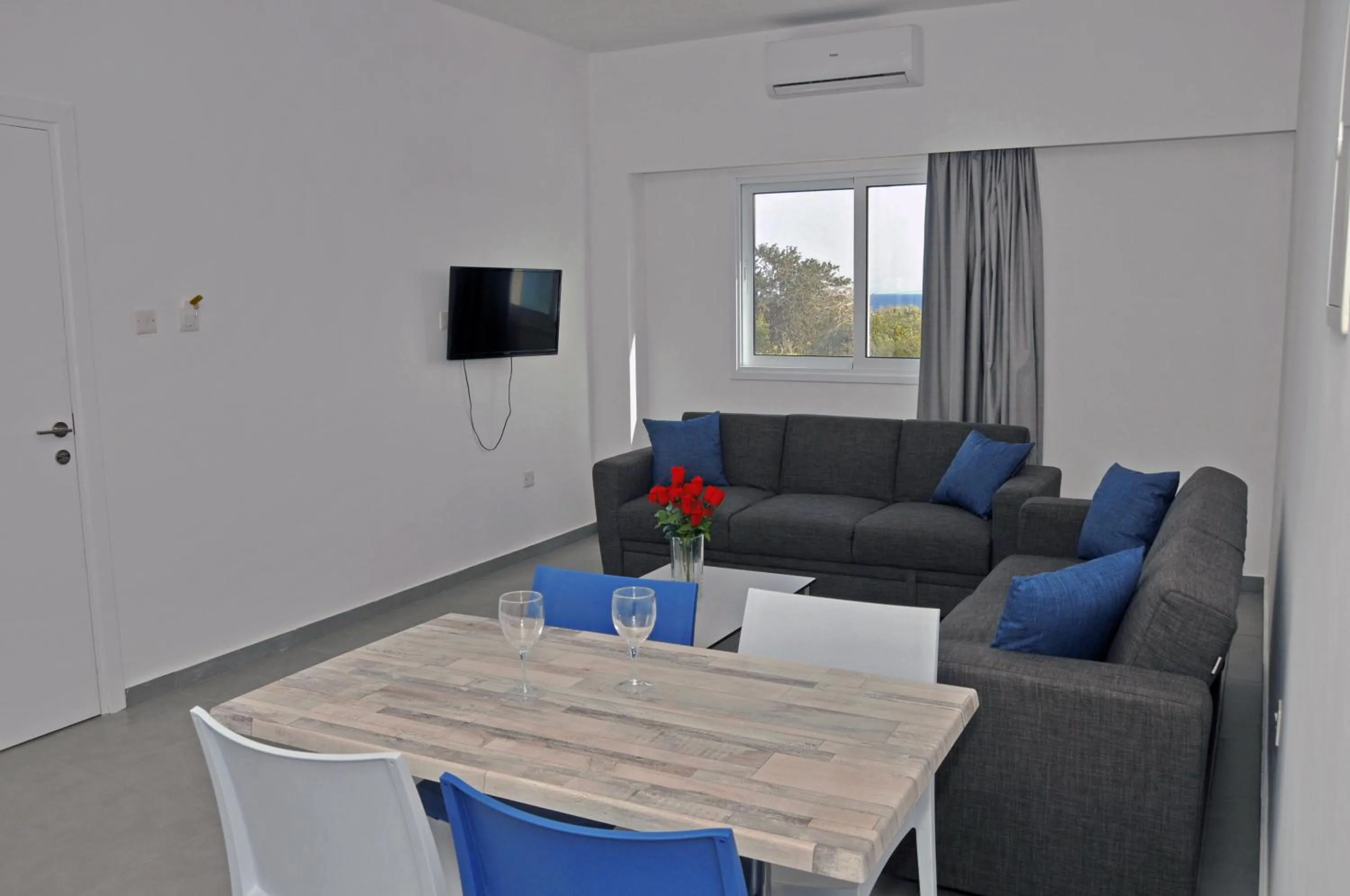 Kaos Hotel Apartments