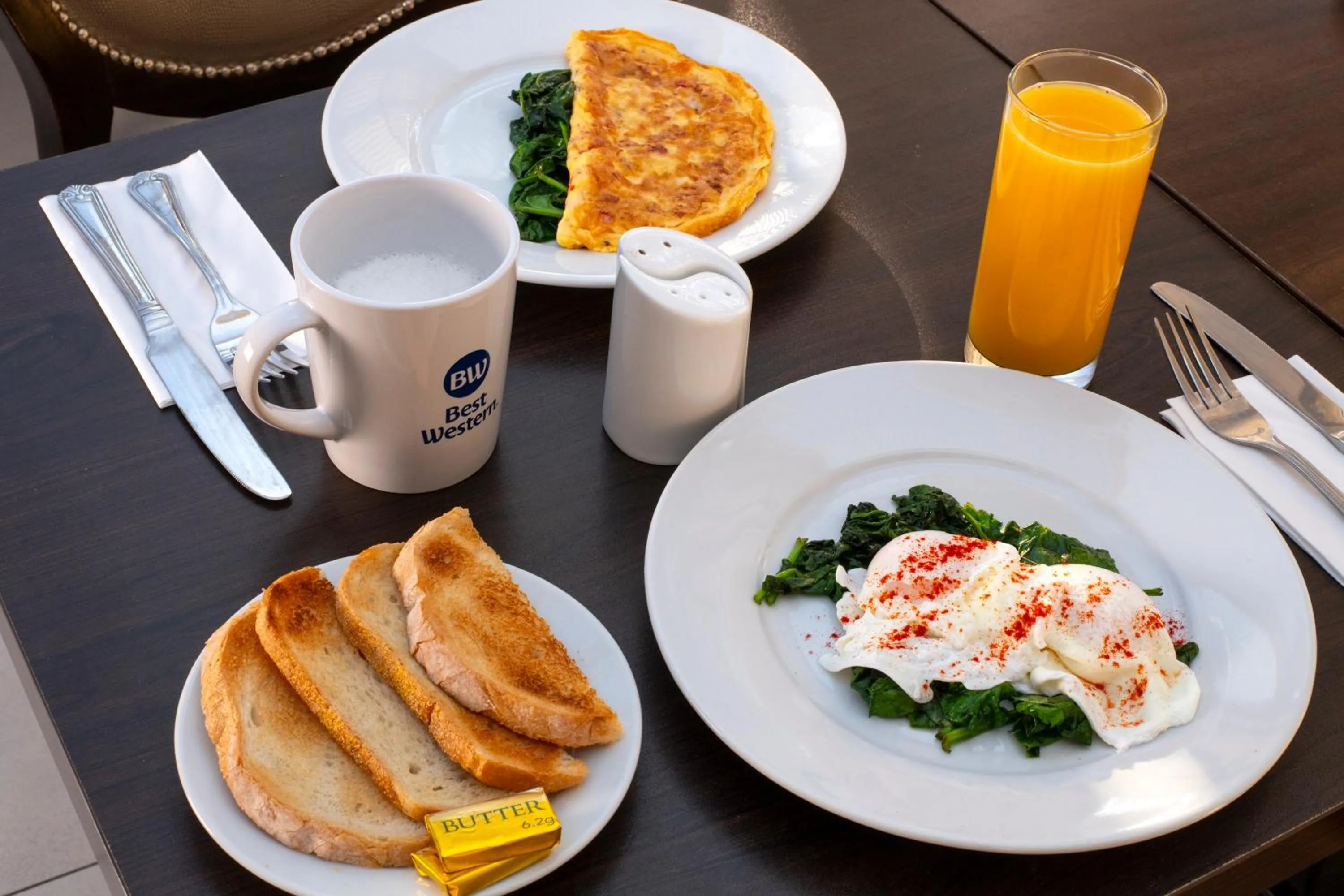 Breakfast in Best Western Chiswick Palace & Suites London