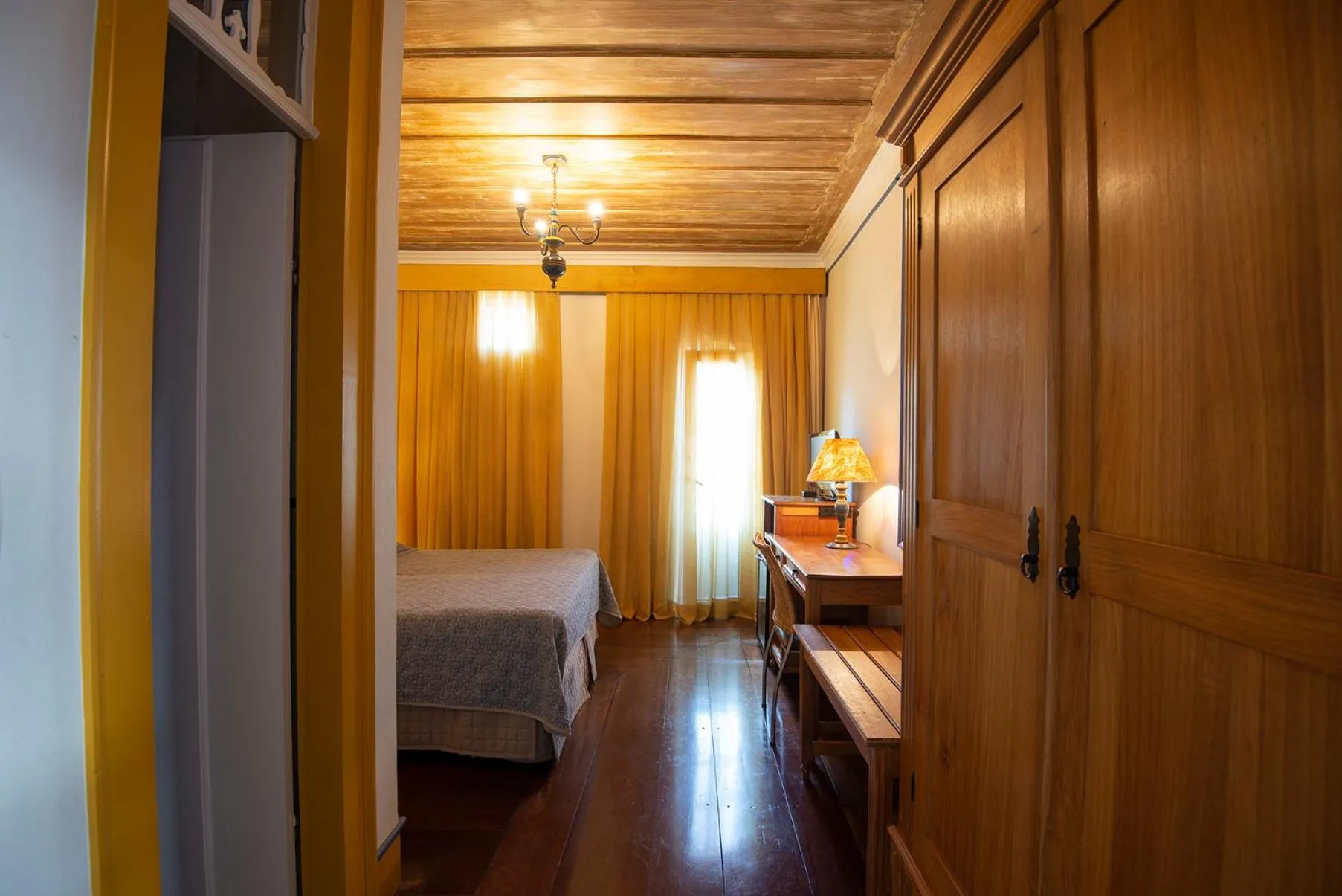 Photo of the whole room, Bed in Pousada Solar da Ópera