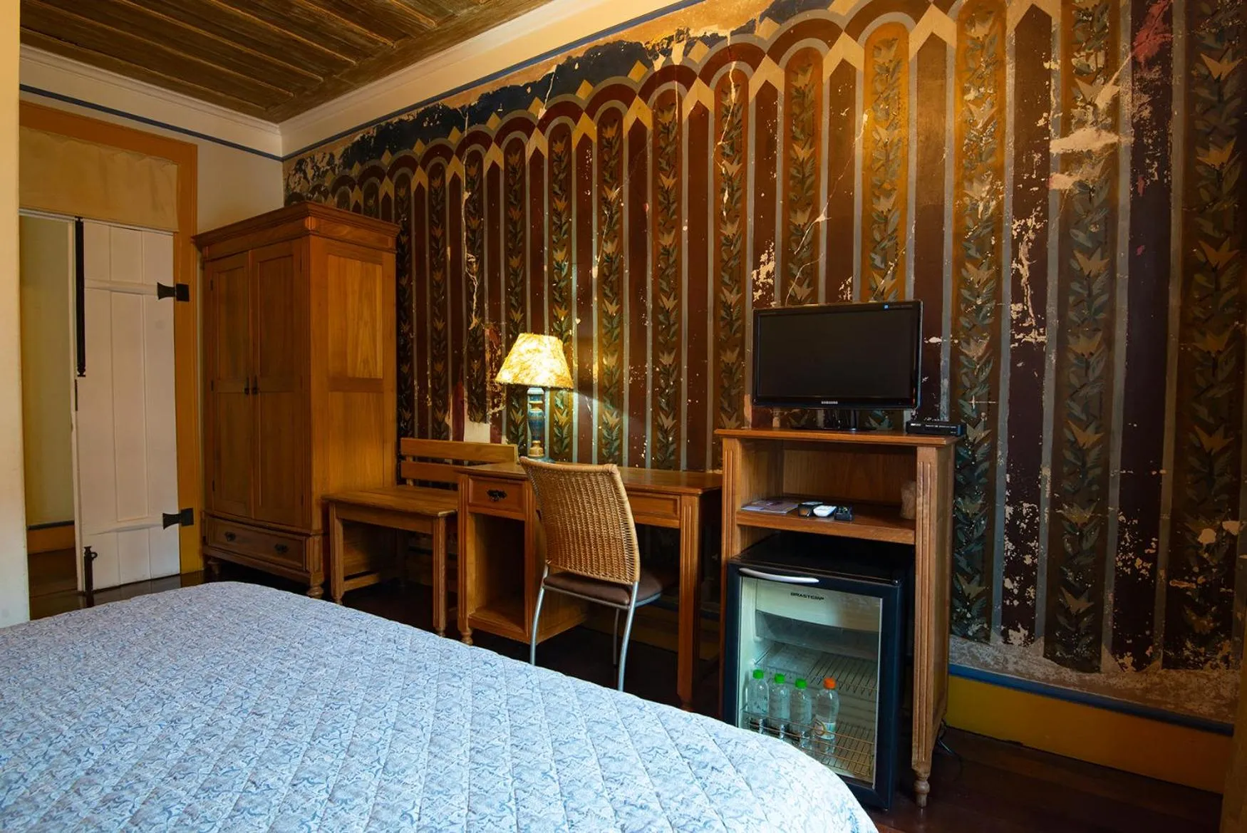Photo of the whole room, Bed in Pousada Solar da Ópera