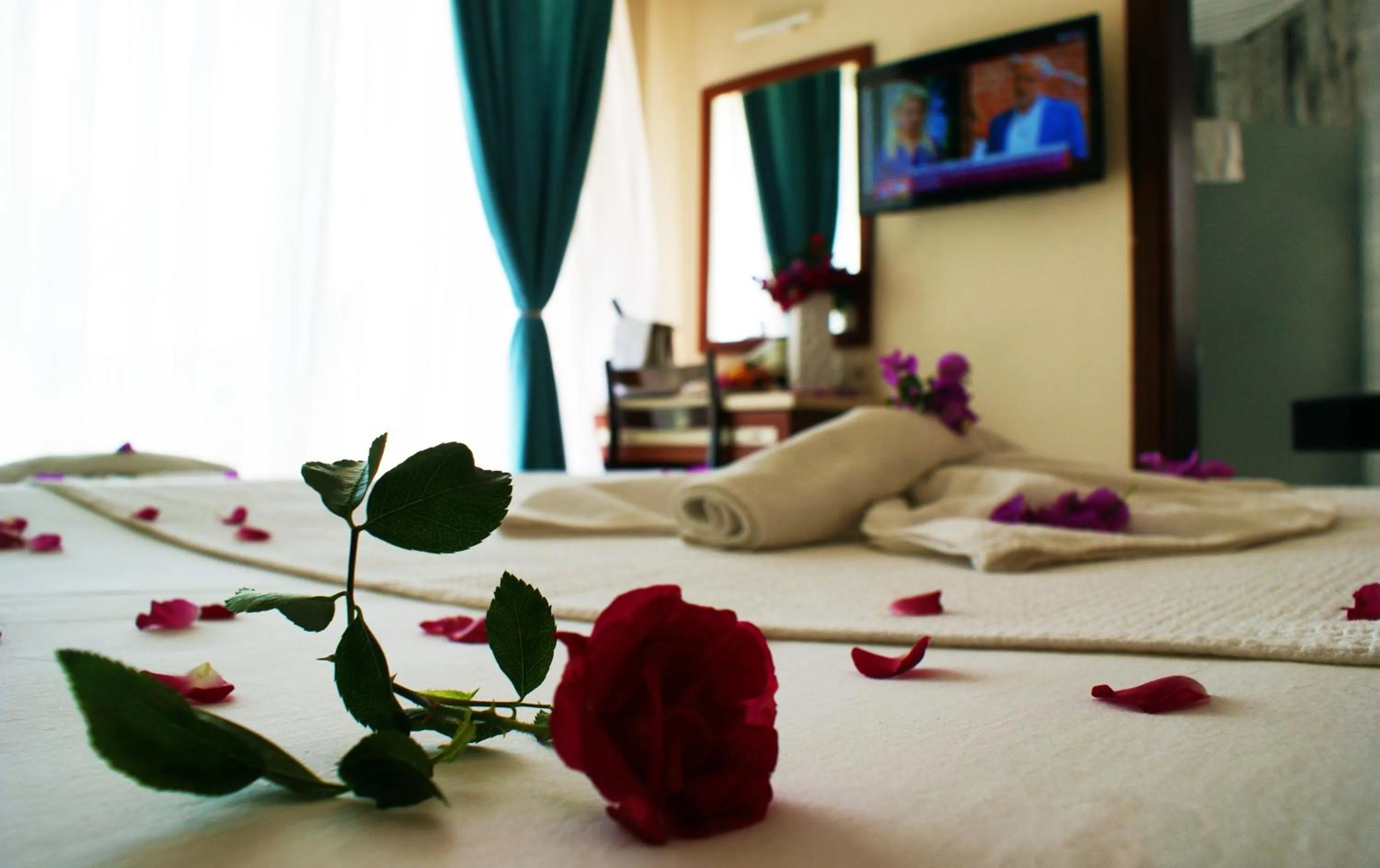 Bedroom, Bed in Kemer Hotel