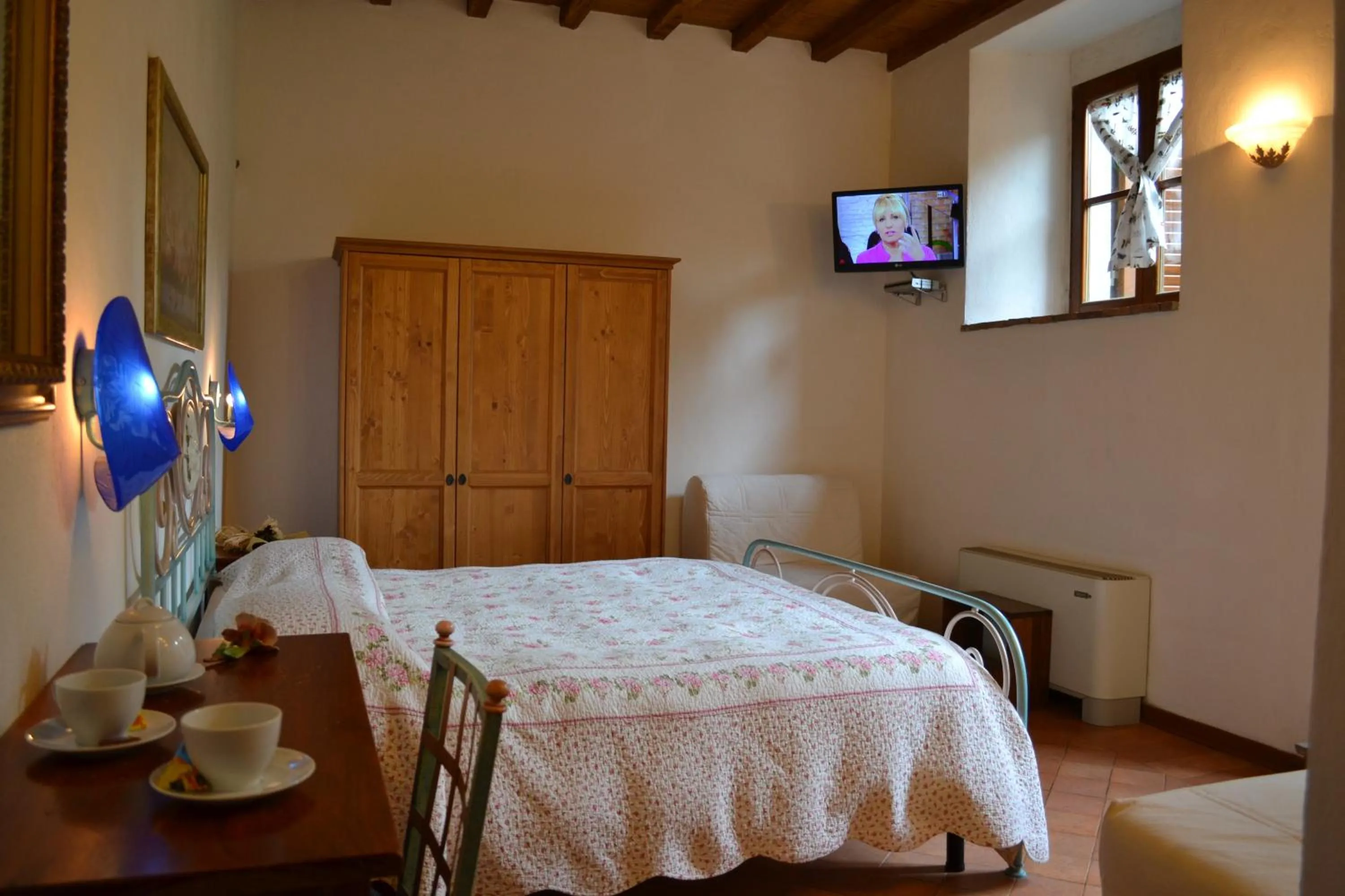 Bed in B&B La Fonte del Machiavelli