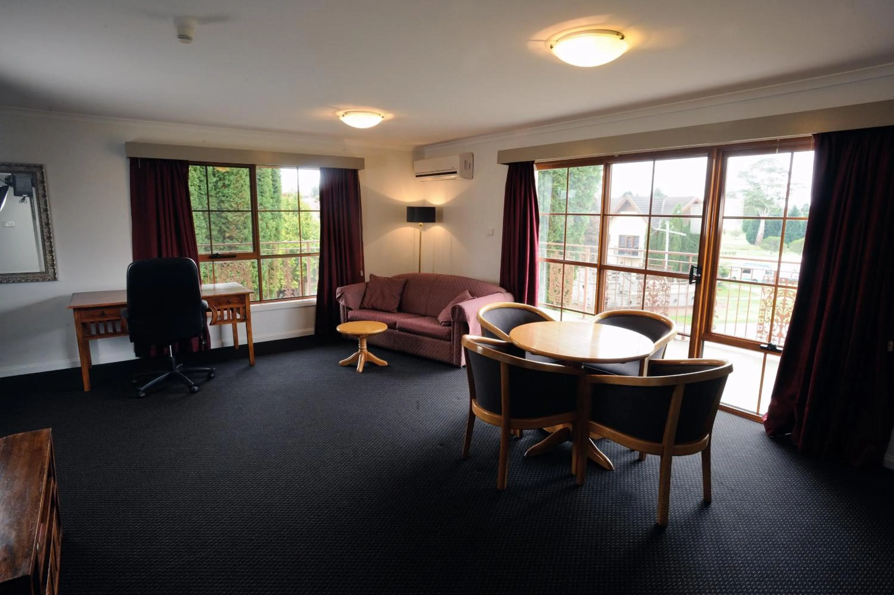 Dining area in Tamar Valley Resort Grindelwald