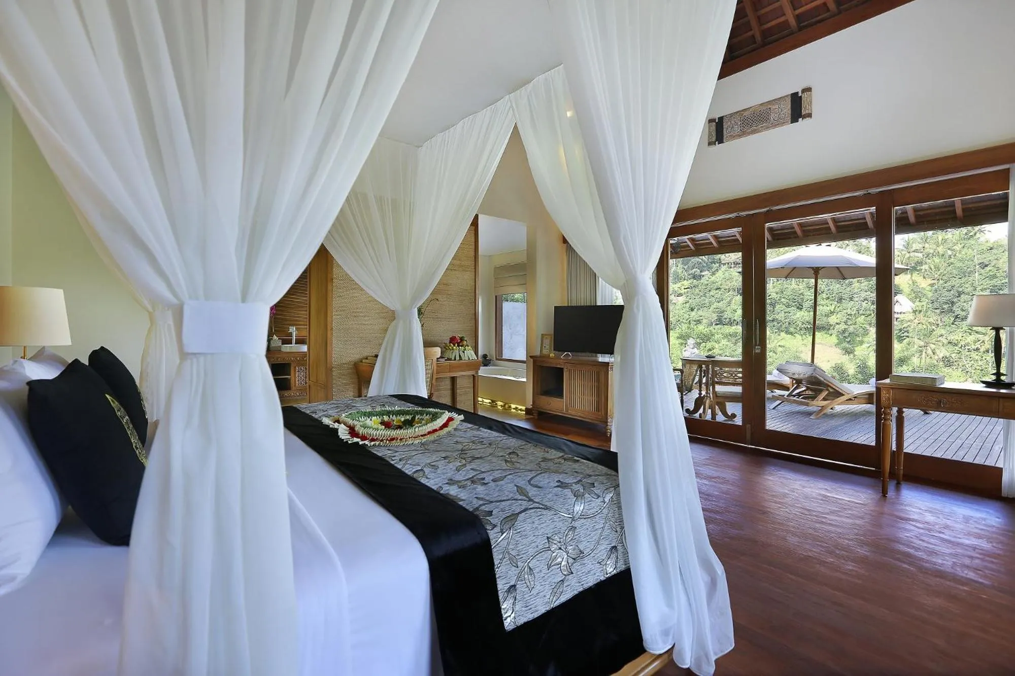 Bedroom, Bed in The Kayon Jungle Resort