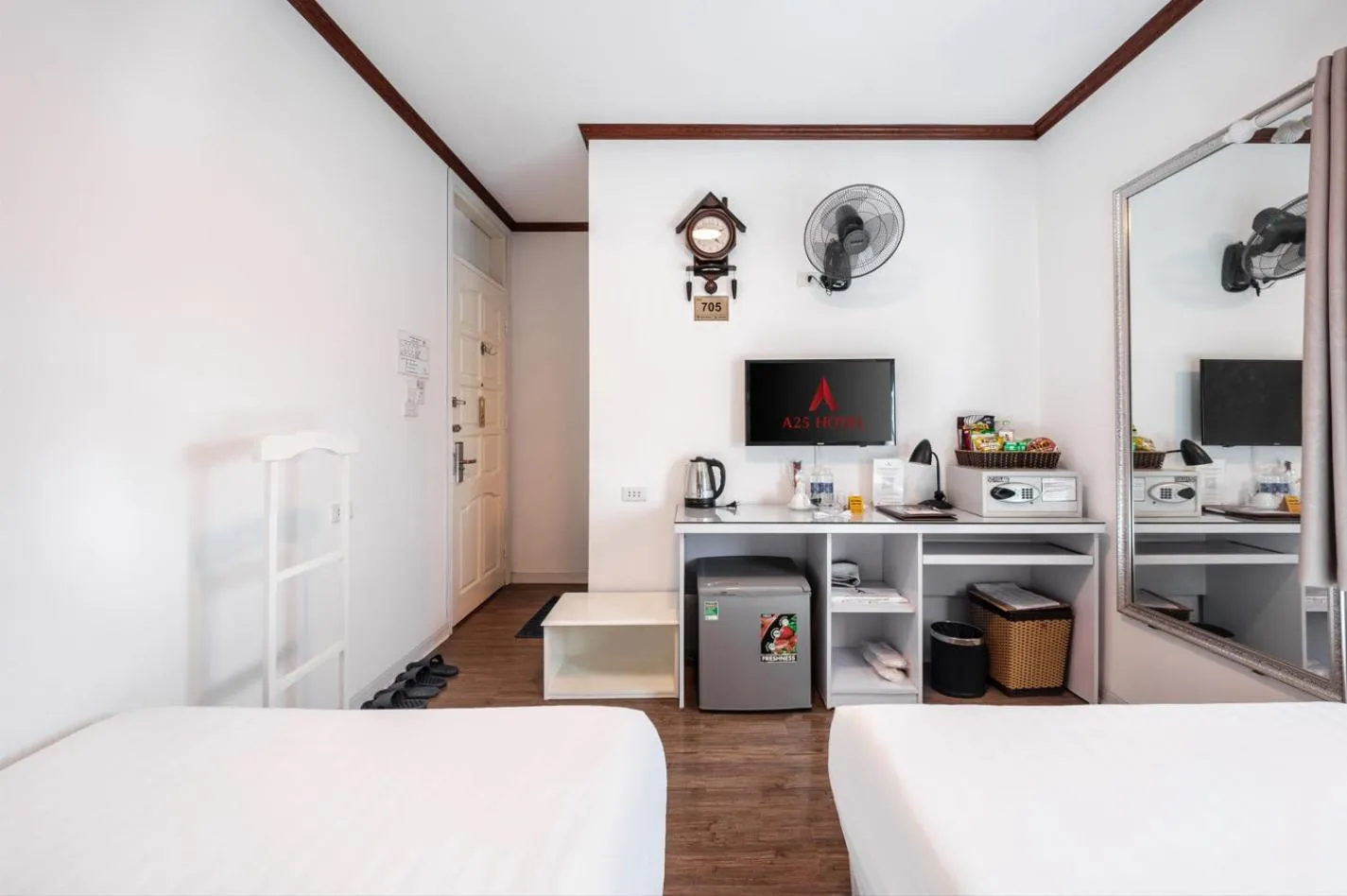 Bed in A25 Hotel - 185-187 Lò Đúc