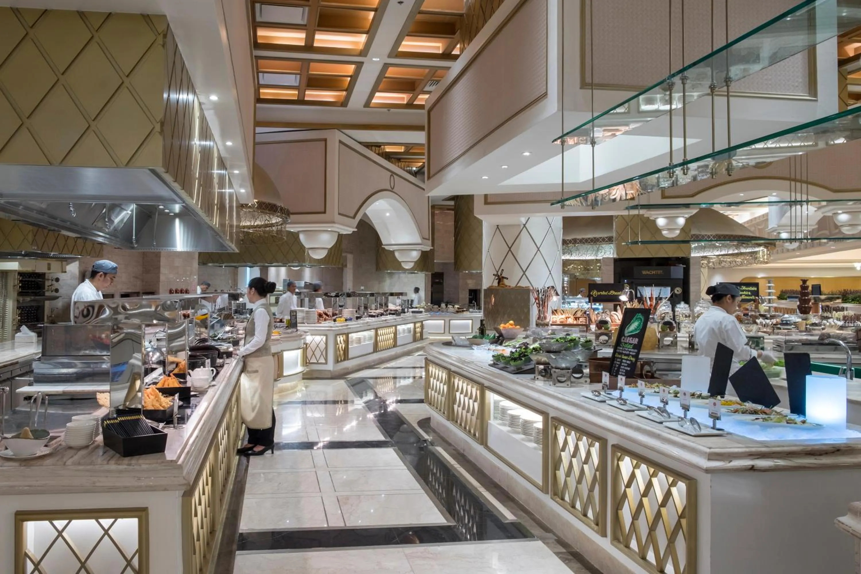 Restaurant/places to eat in Okada Manila