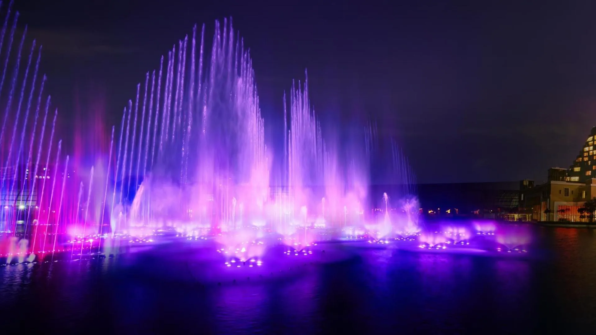 Entertainment in Okada Manila