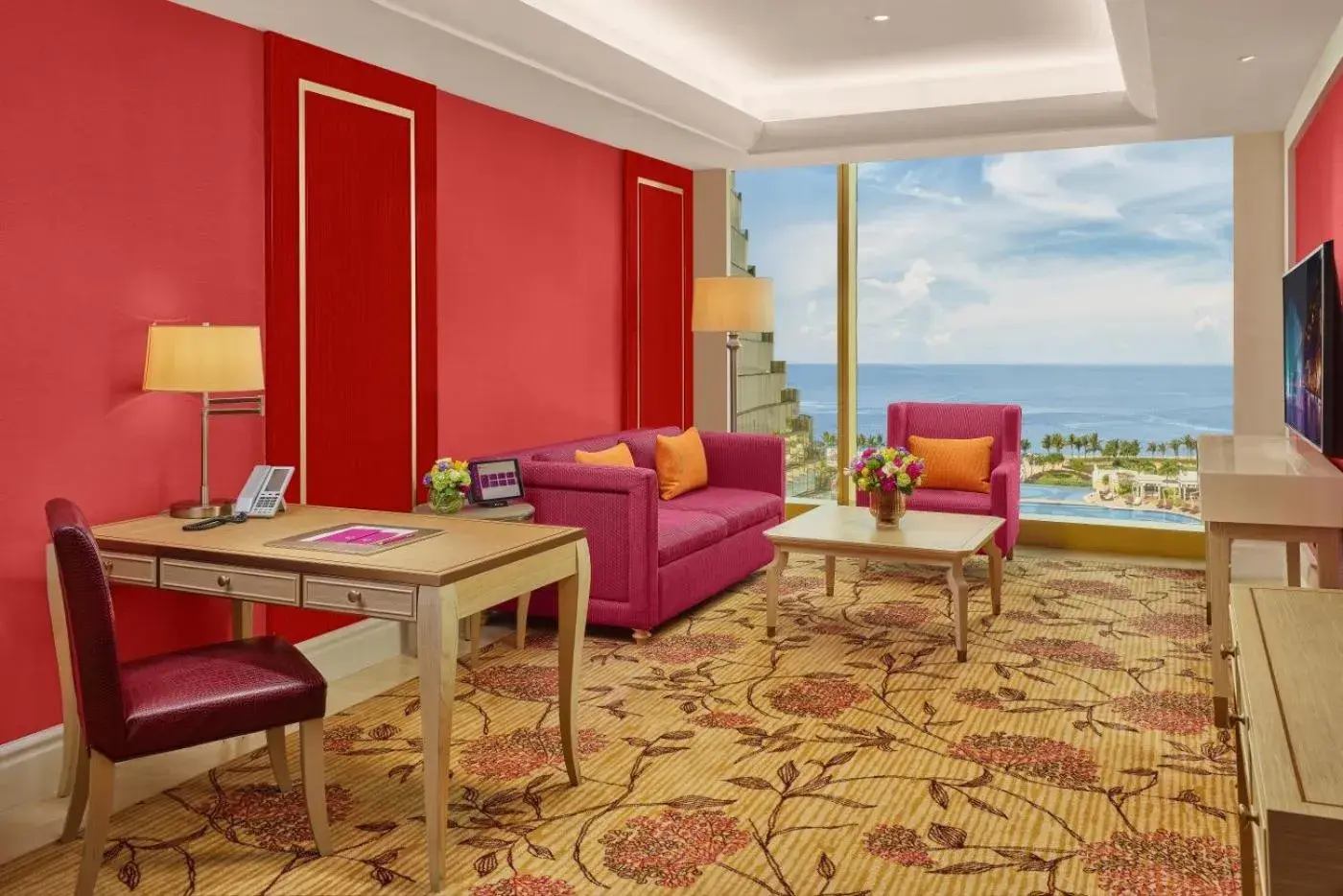 Grand Deluxe King Room in Okada Manila Grand Deluxe King Room in Okada Manila