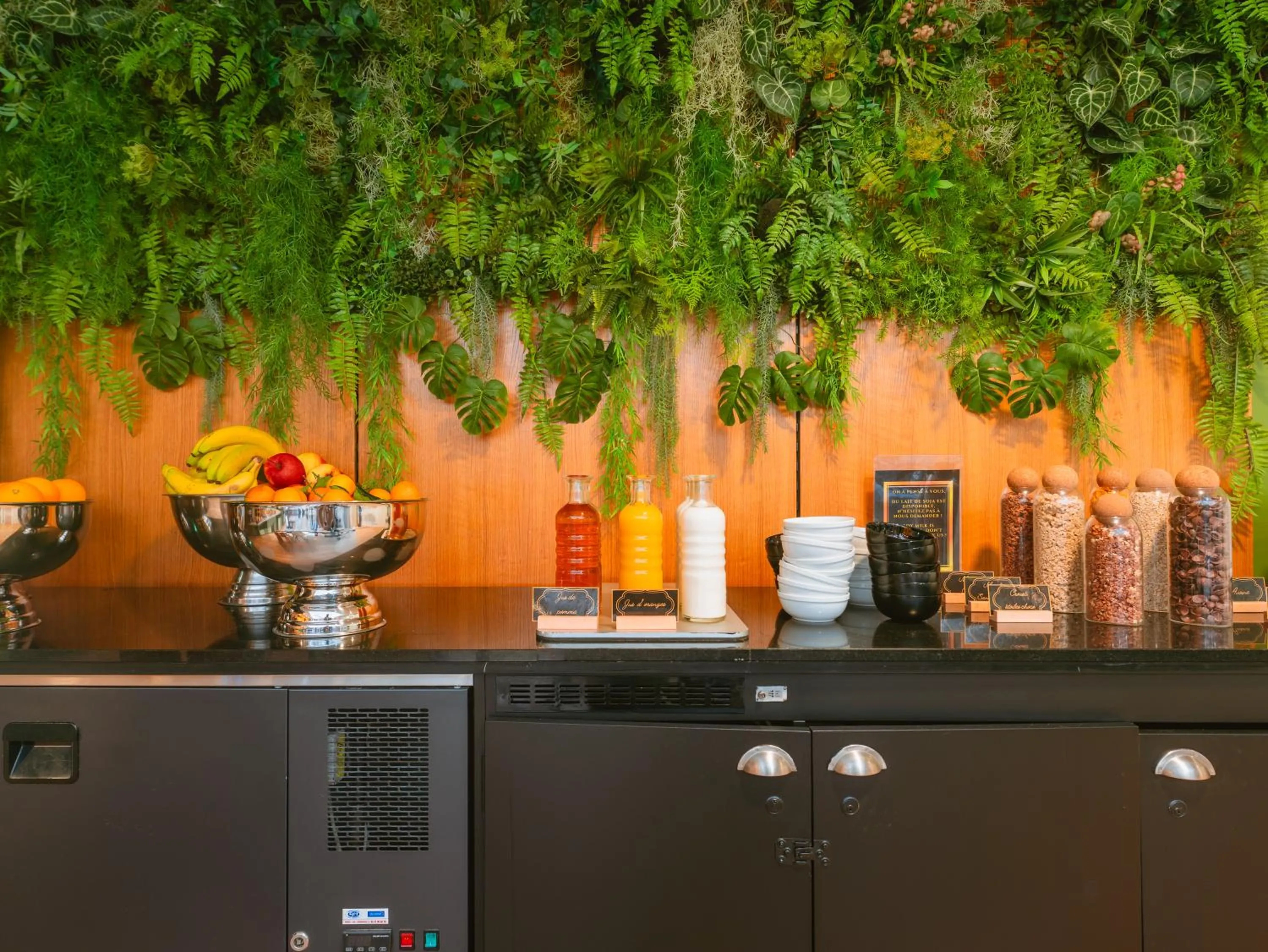 Property building in ibis Styles Calais Centre