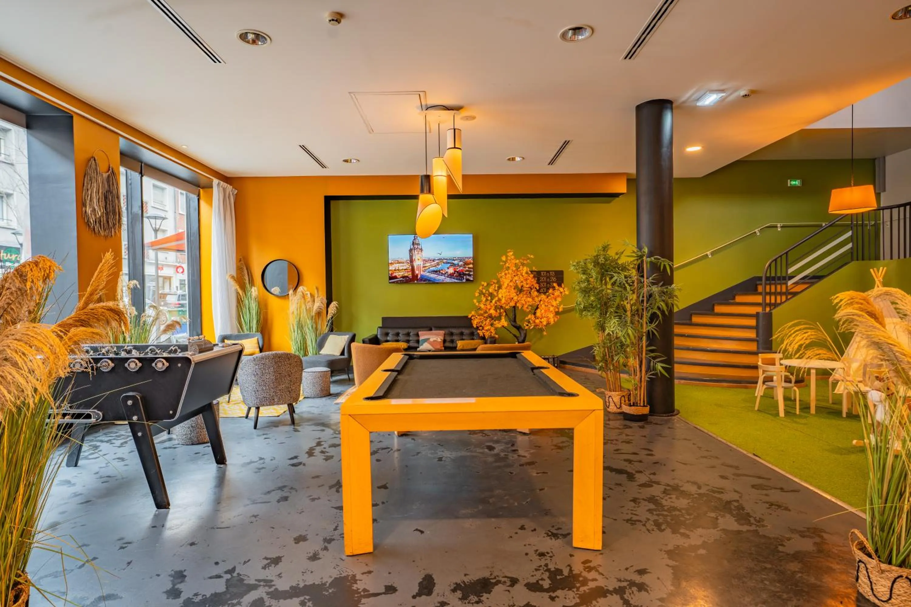 Property building in ibis Styles Calais Centre