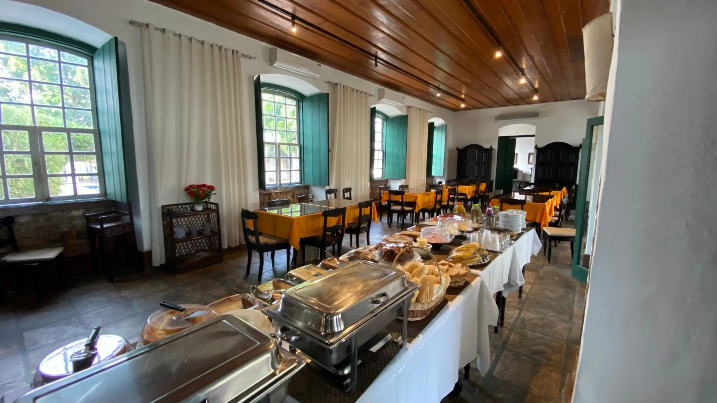 Breakfast in Pousada Convento do Carmo