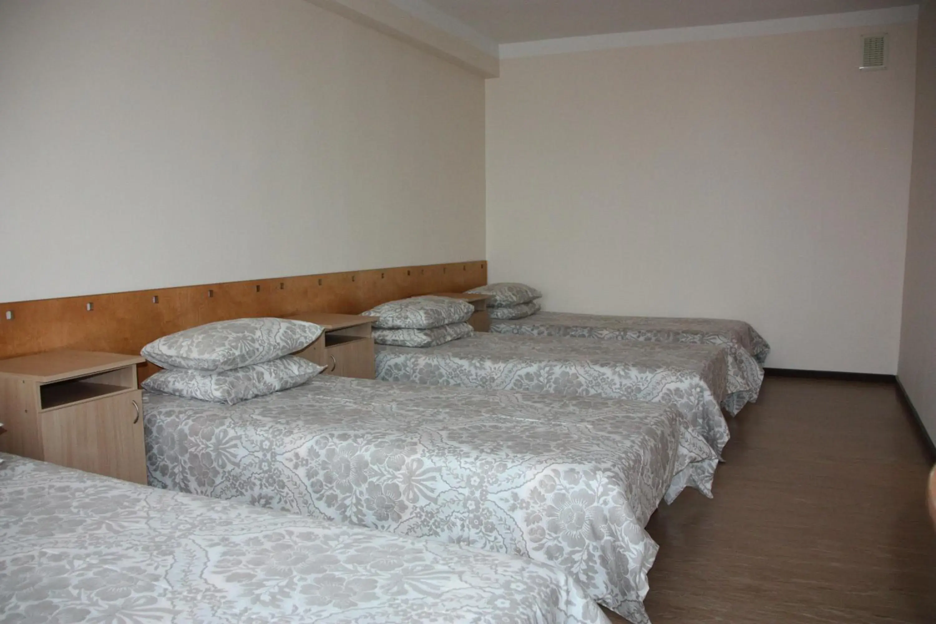 Quadruple Room in Hotel Madona Quadruple Room in Hotel Madona