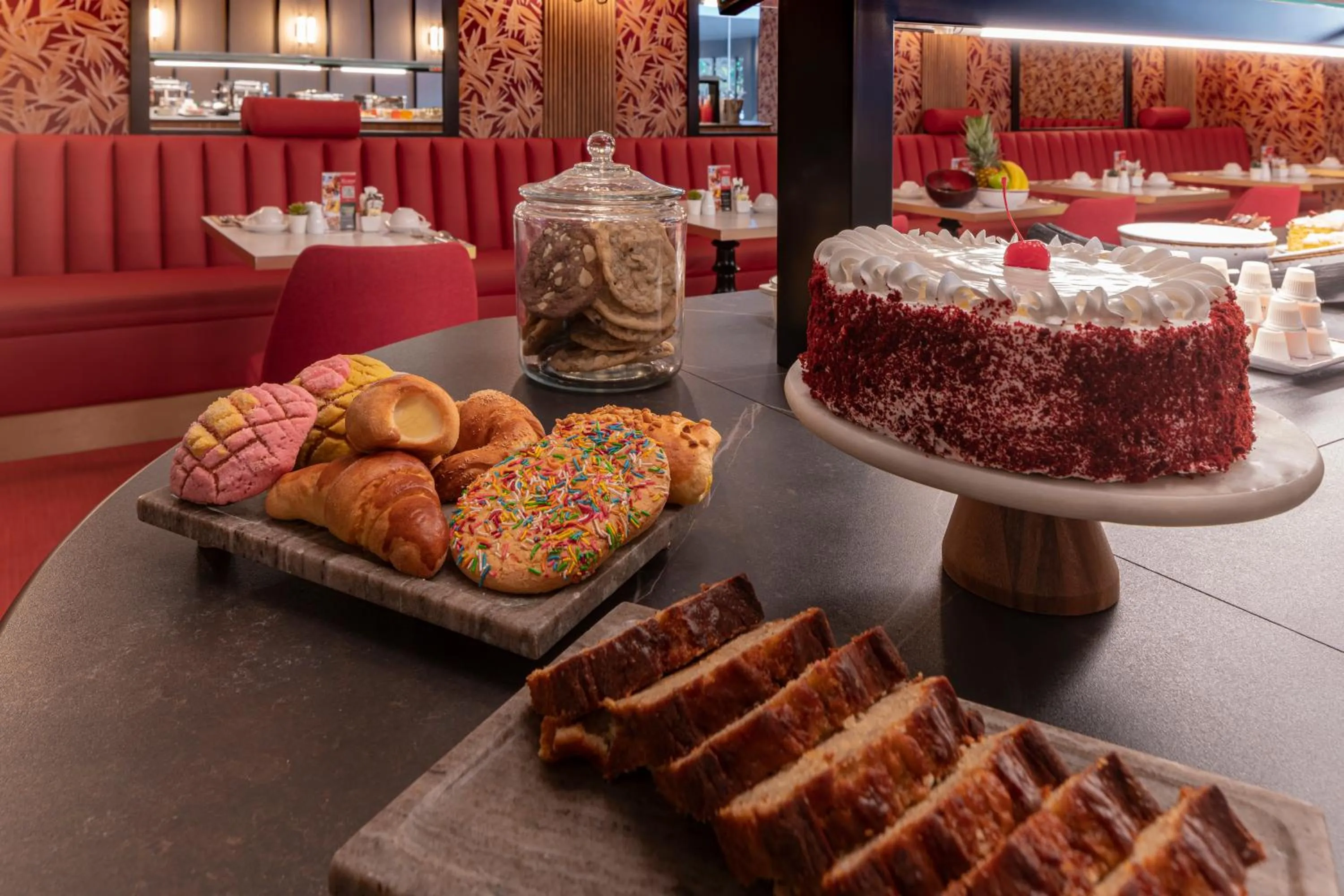 Restaurant/places to eat in Hotel Real del Rio