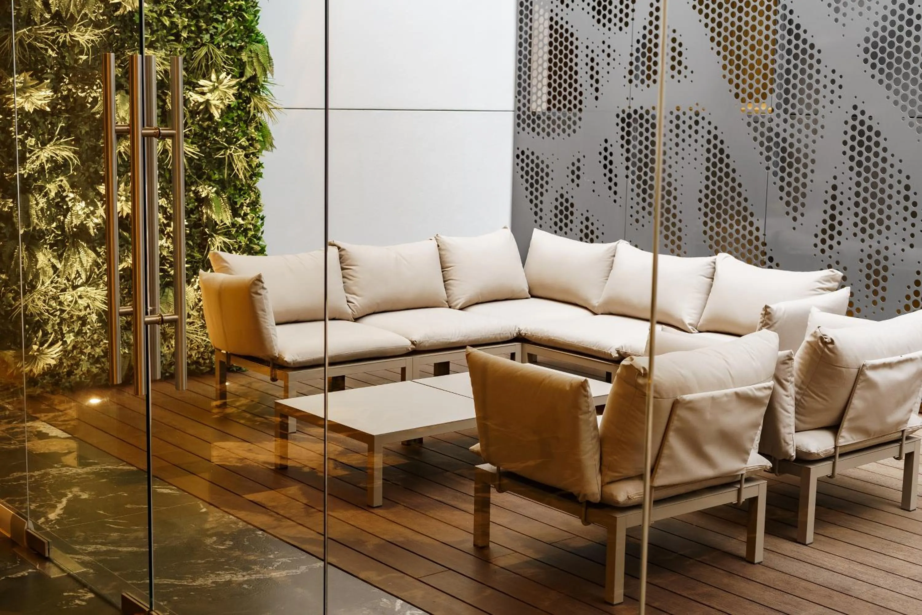 Patio in Hotel Real del Rio