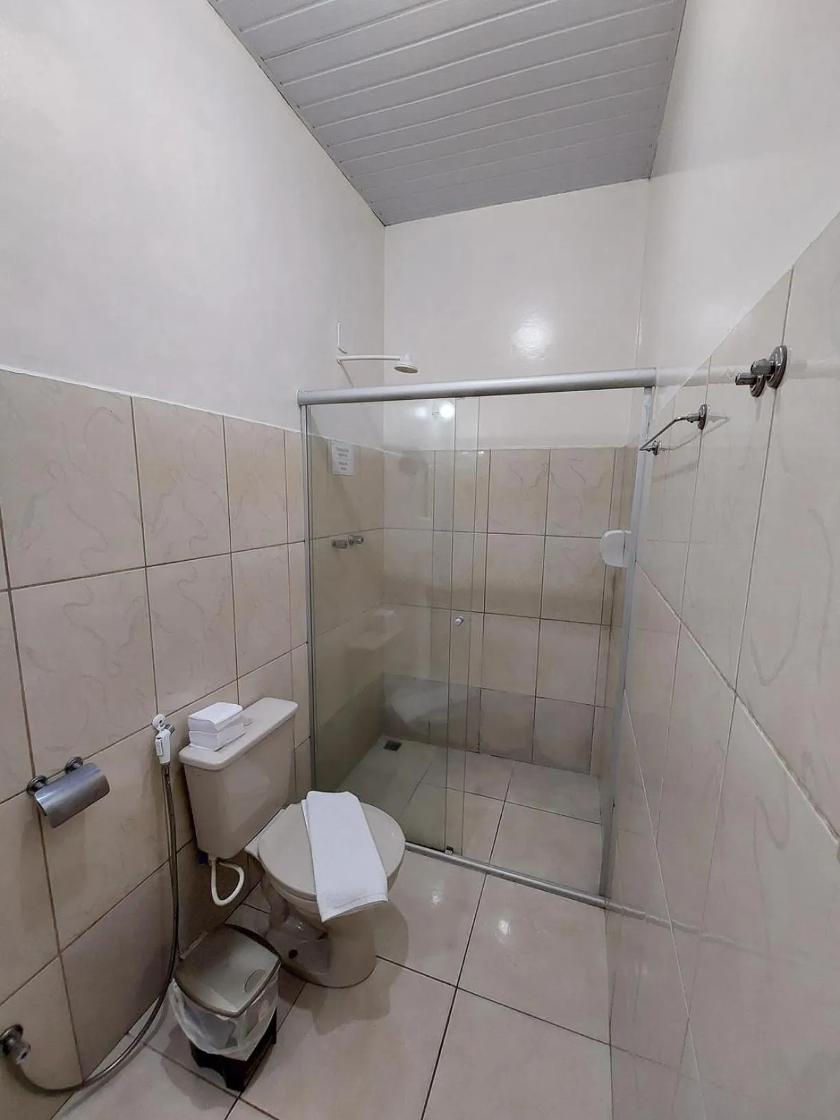 Shower in Pousada Inconfidência Mineira