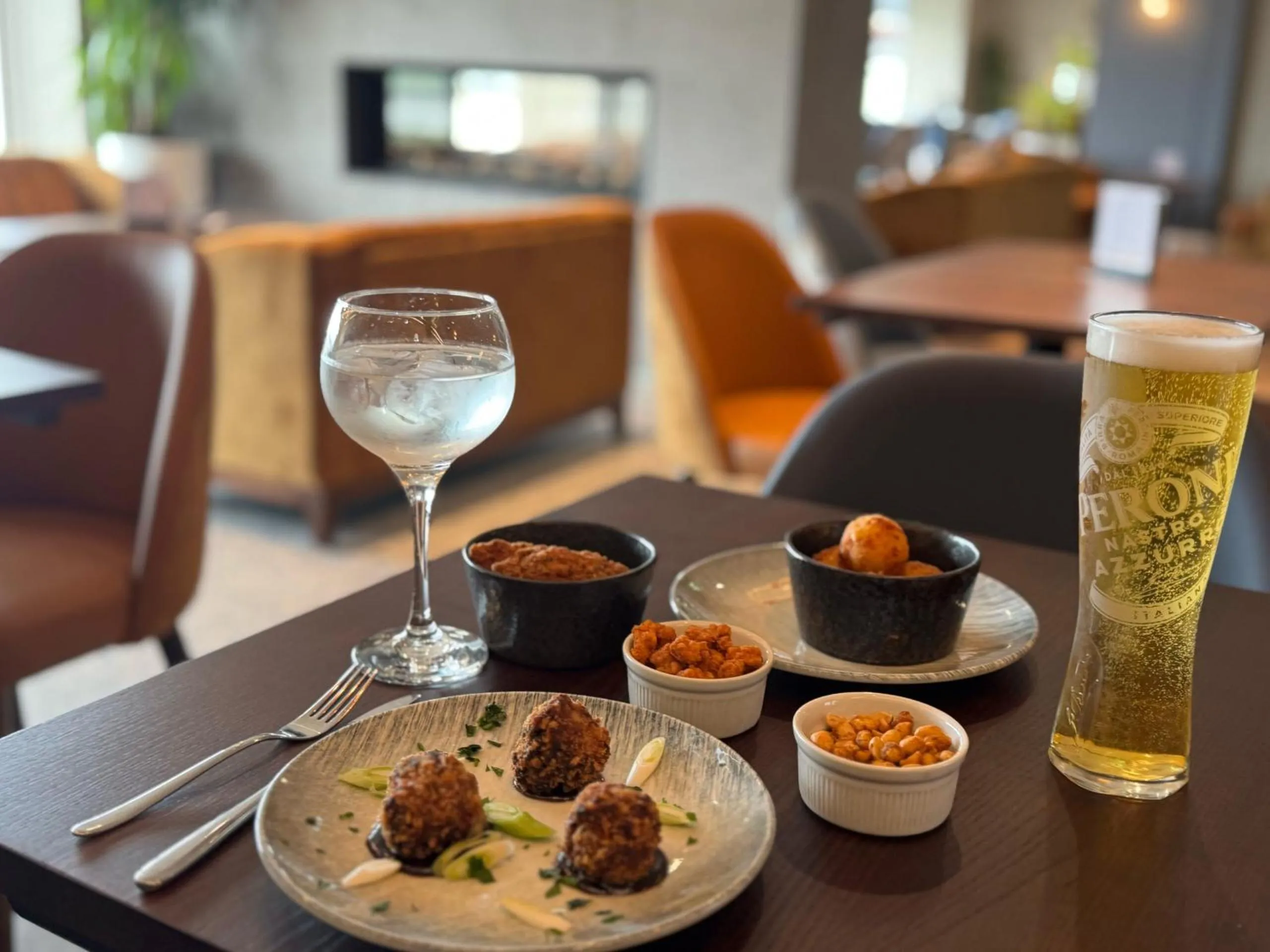 Restaurant/places to eat in Gwbert Hotel