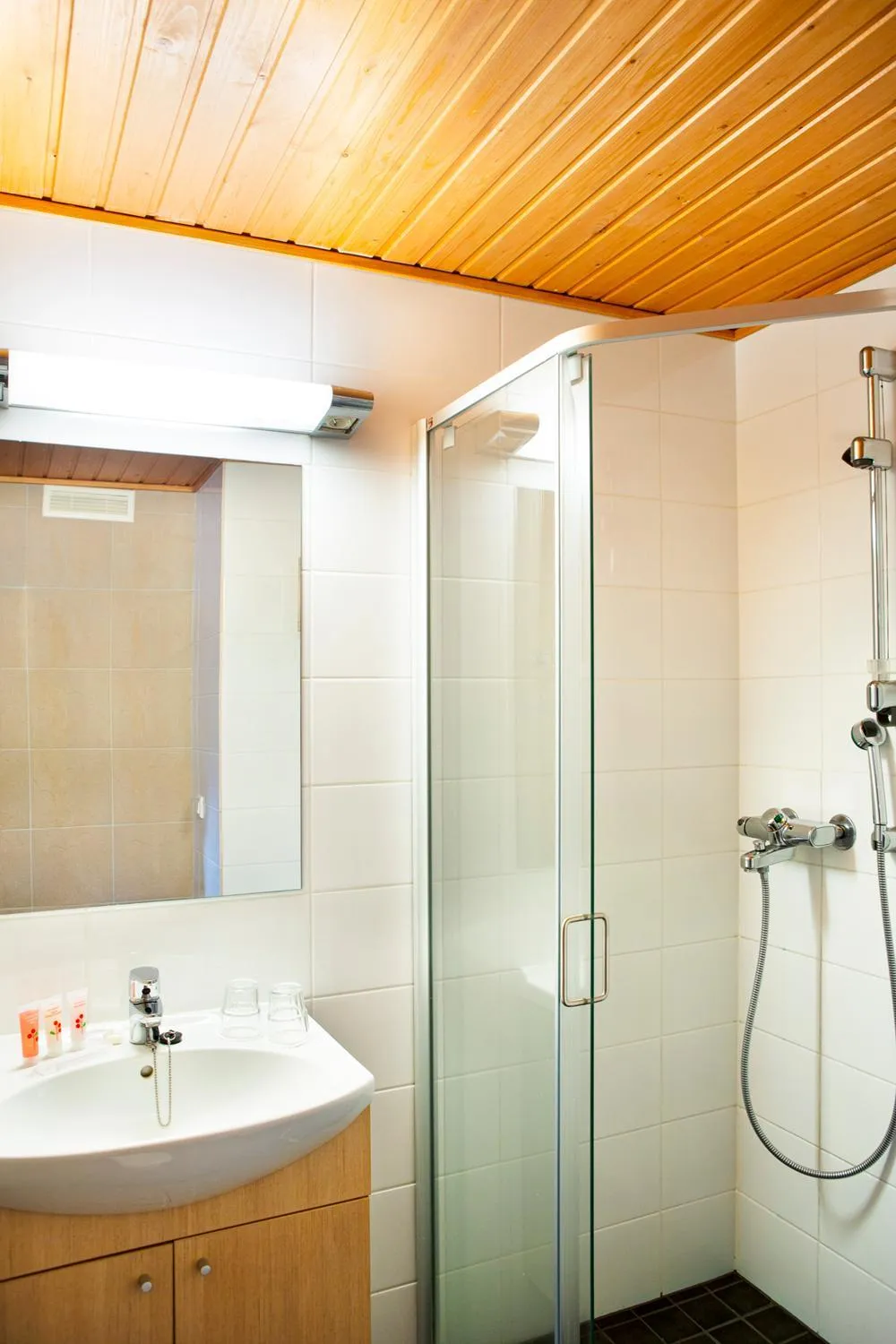 Bathroom in Lapland Hotels Riekonlinna