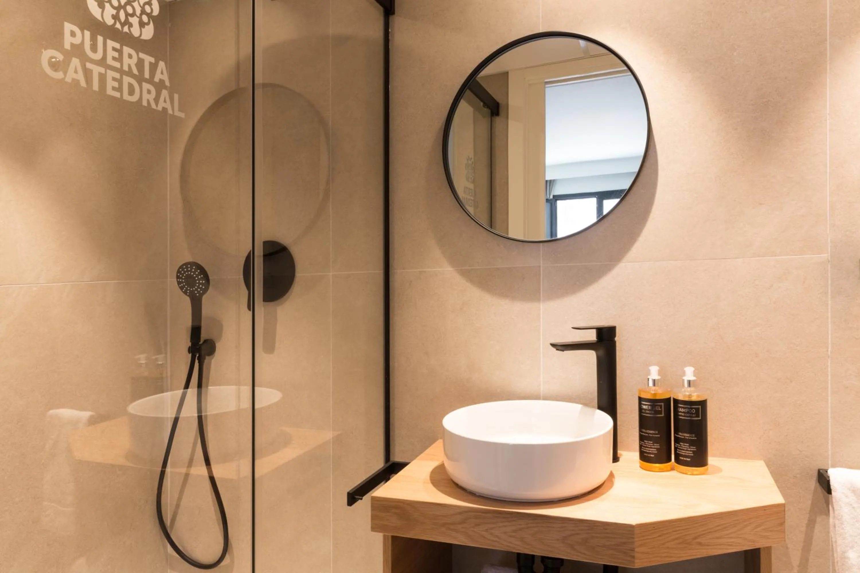 Bathroom in Puerta Catedral Suites