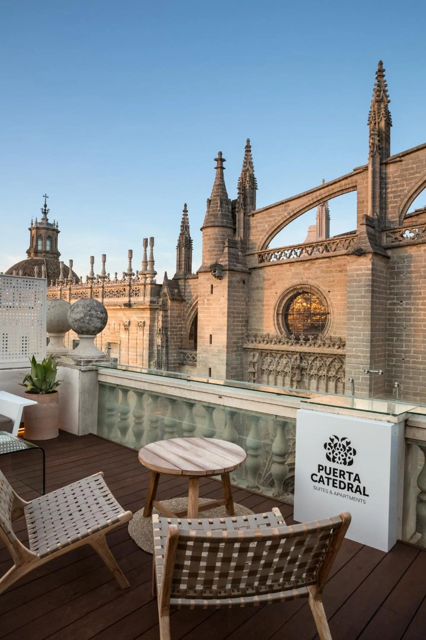 Balcony/Terrace in Puerta Catedral Suites