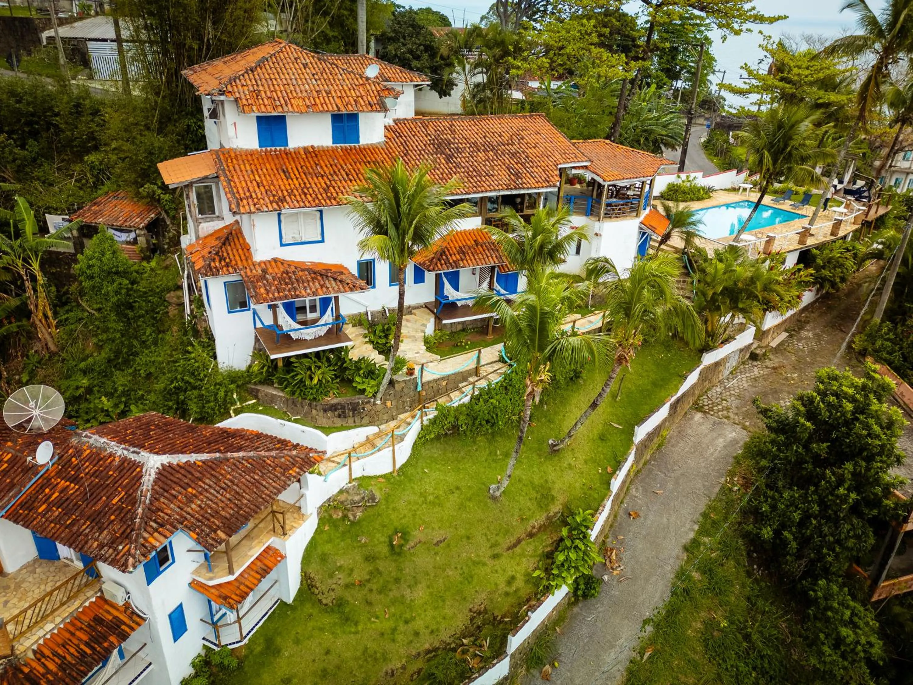 Property building in VELINN Pousada 8 Ilhas