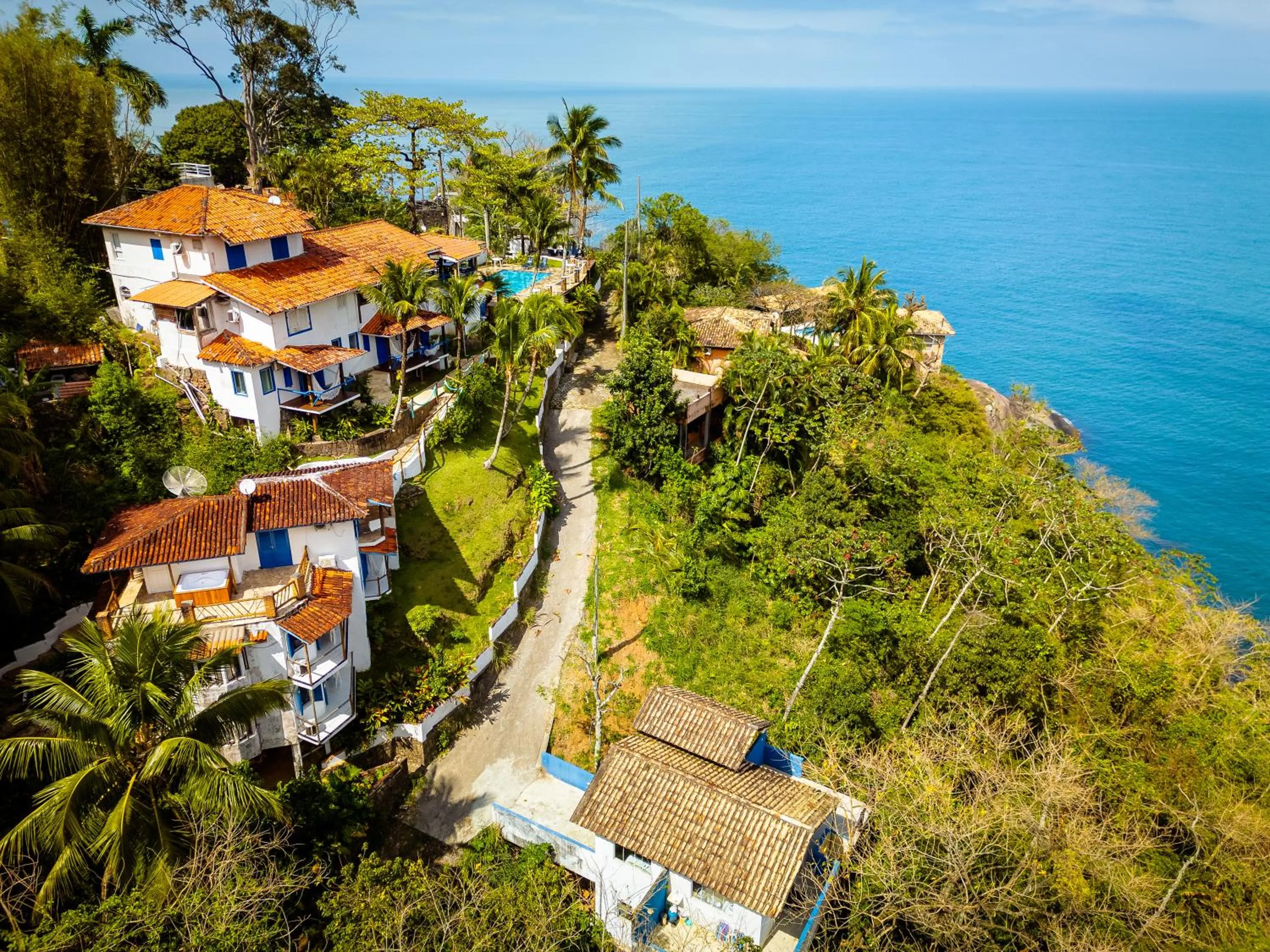 Property building in VELINN Pousada 8 Ilhas