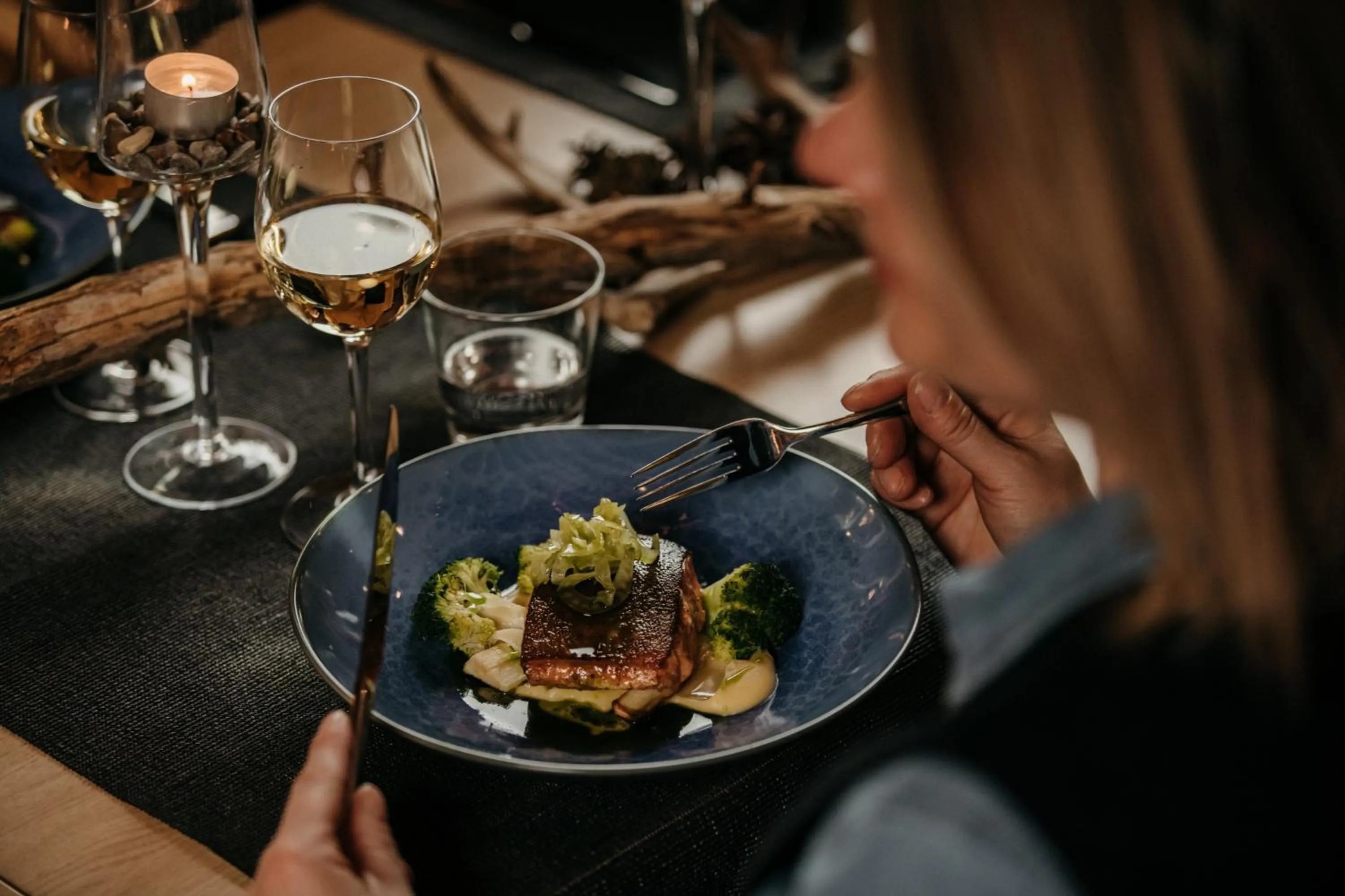 Dinner in Lapland Hotels Sirkantähti