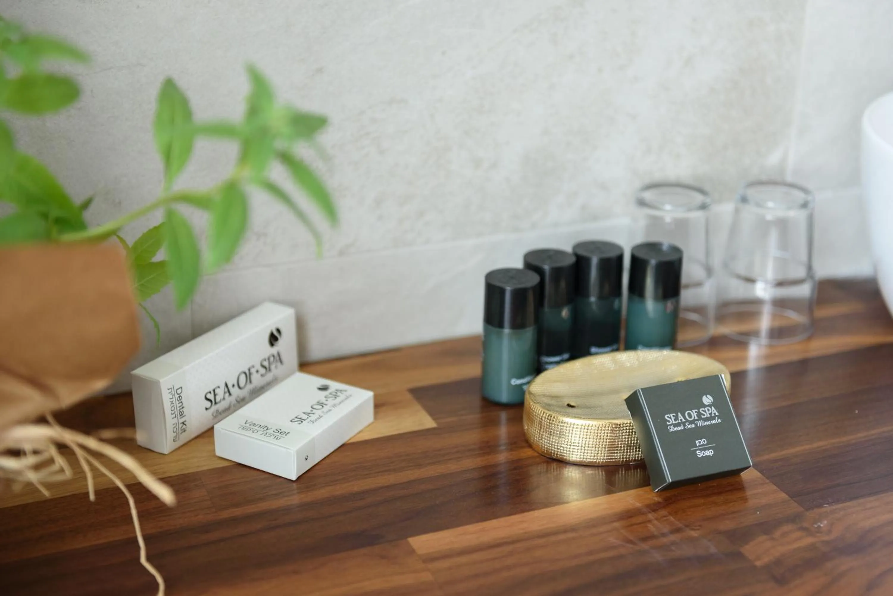 Decorative detail in The Roof - By Sea Land Suites