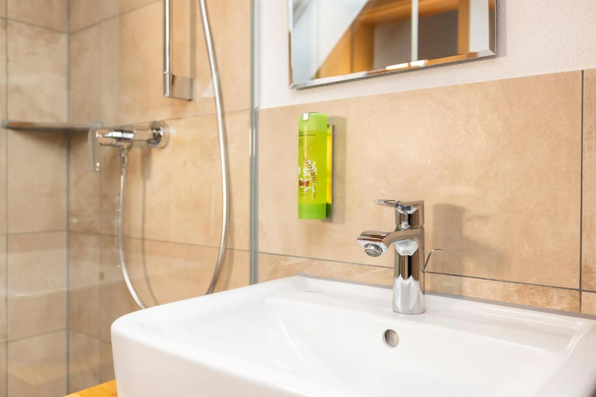 Bathroom in Altbau Gasthaus Amboss