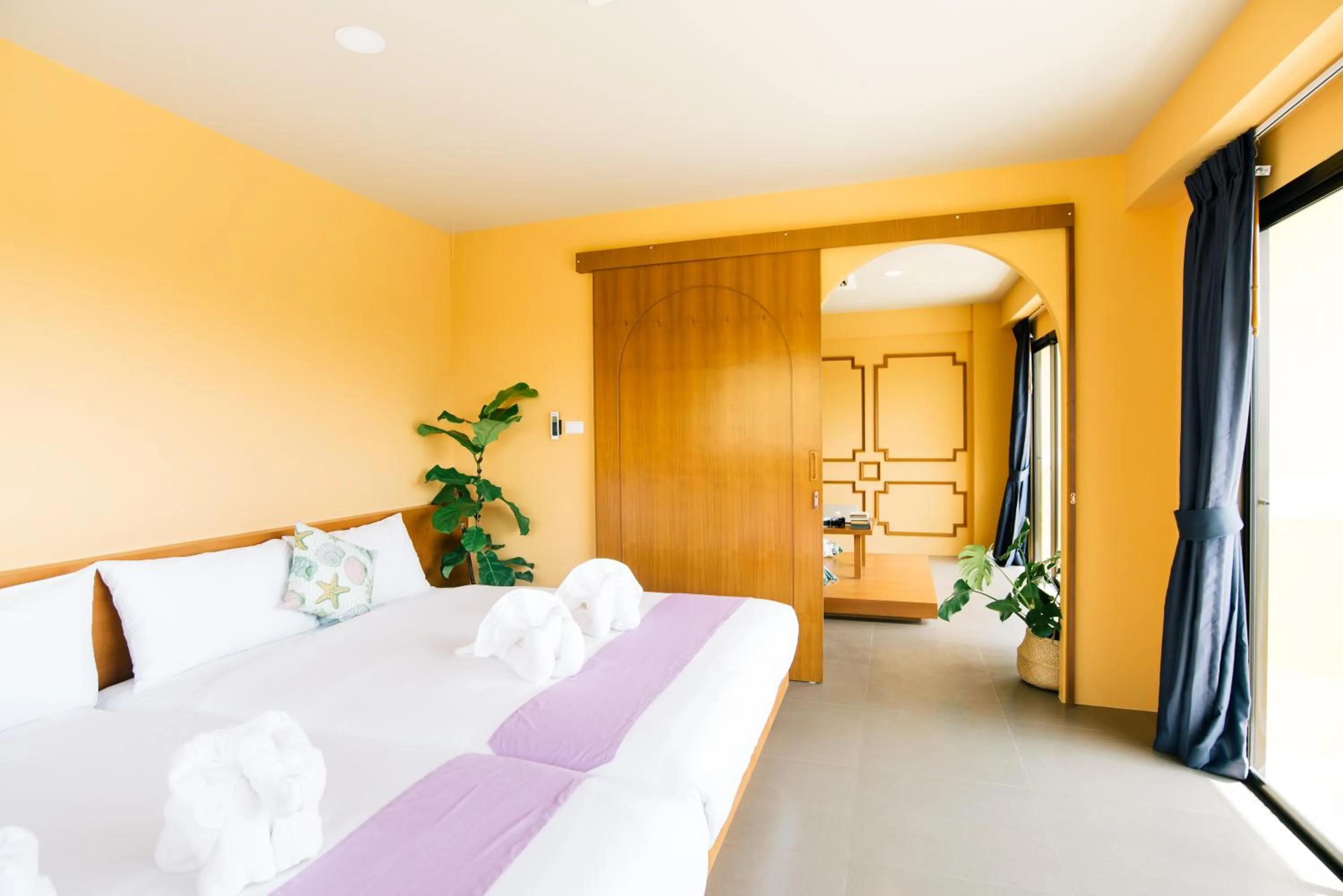 Family Suite-Town View in The Pineapple Hotel