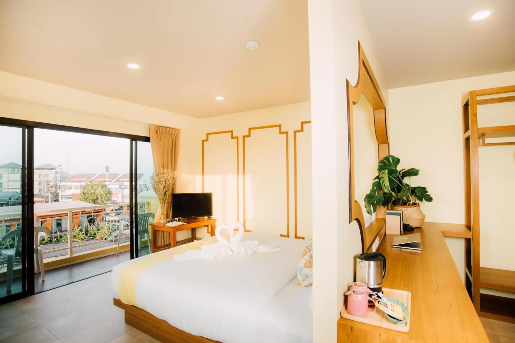 Signature Pineapple in The Pineapple Hotel