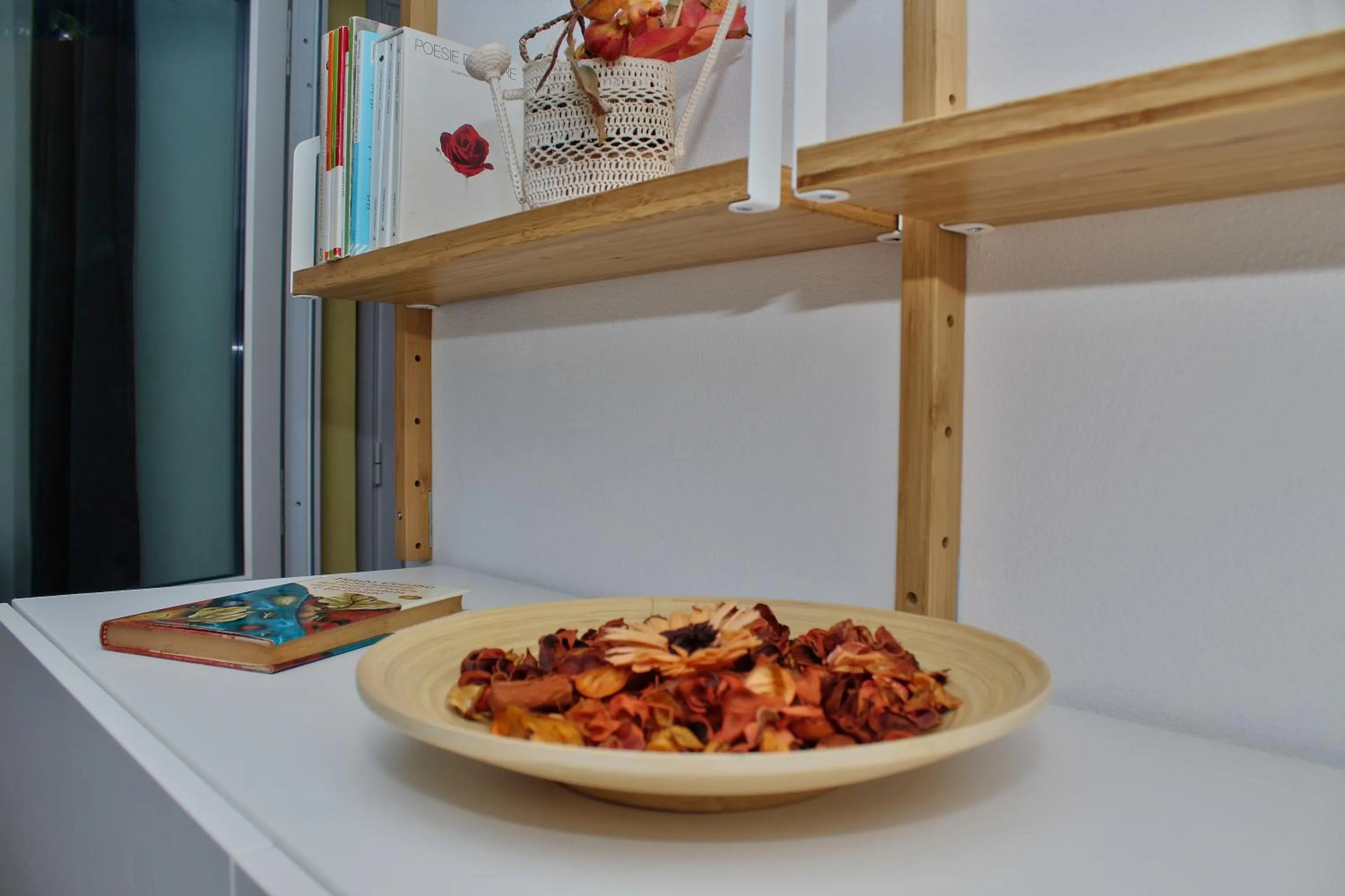 Decorative detail in B&B Sea and Garden