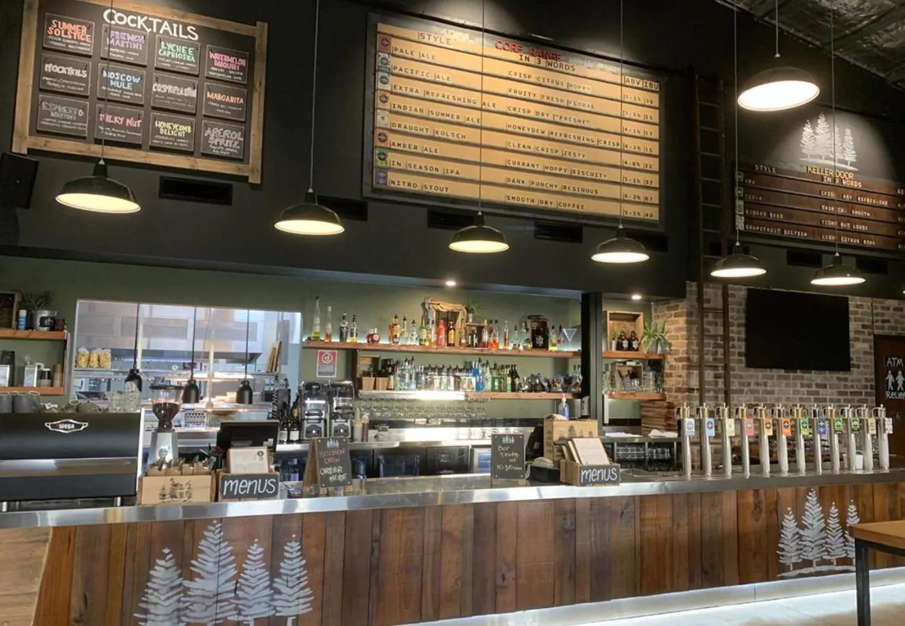 Lounge or bar in Hunter Valley Resort, Hunter Farm Adventure Centre & 4 Pines at the Farm