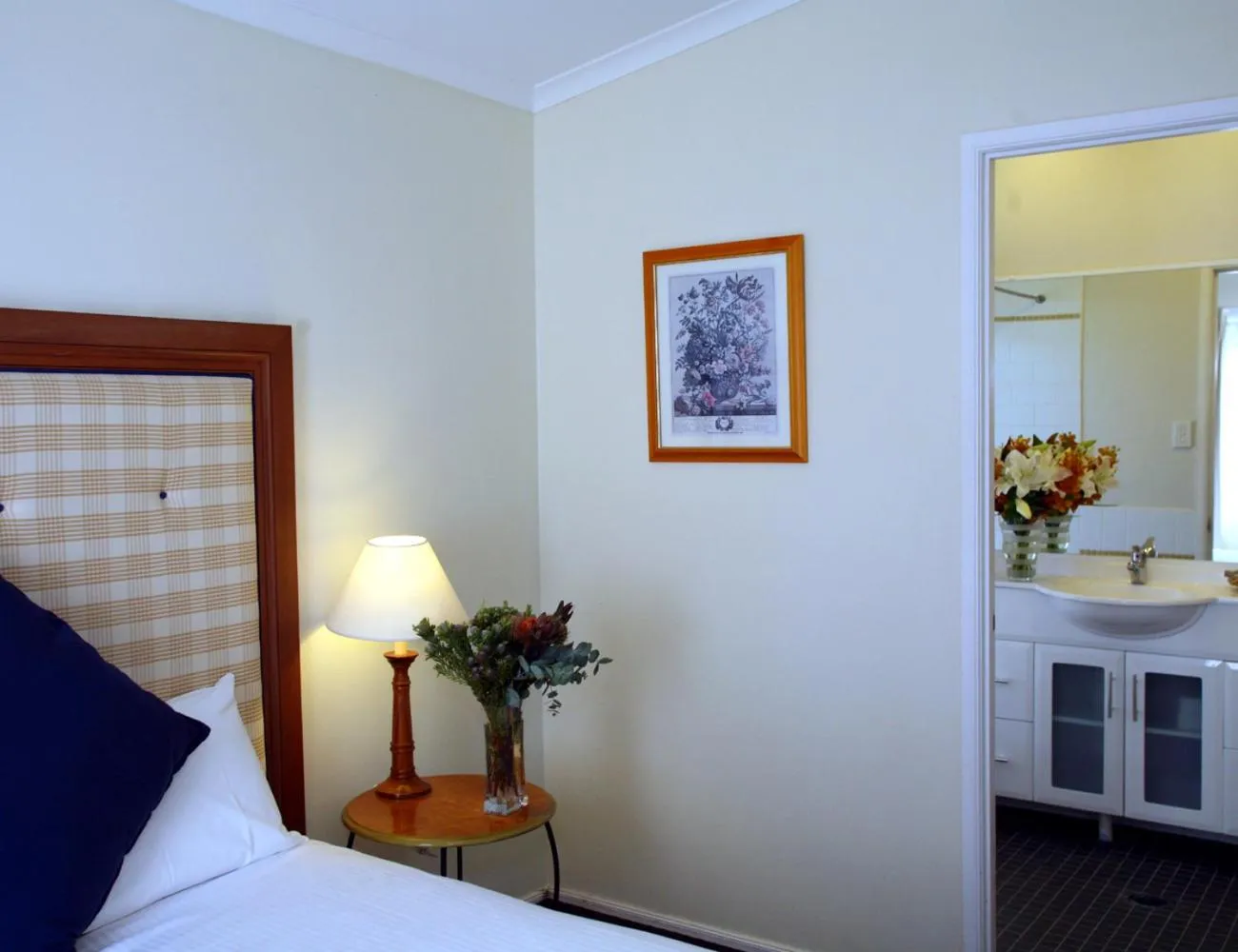 Bed in Hunter Valley Resort, Hunter Farm Adventure Centre & 4 Pines at the Farm