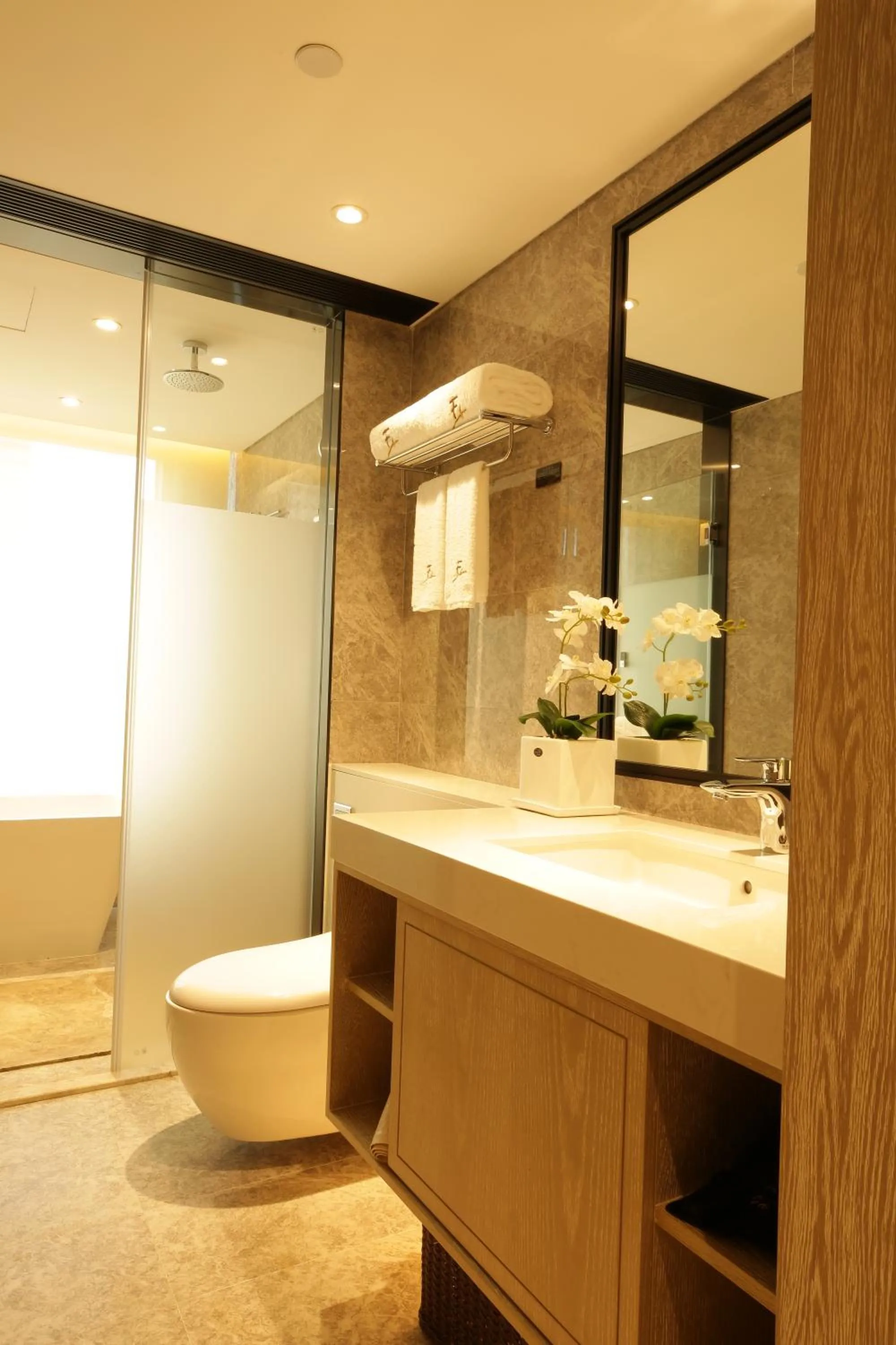Bathroom in Shenzhen FY Hotel