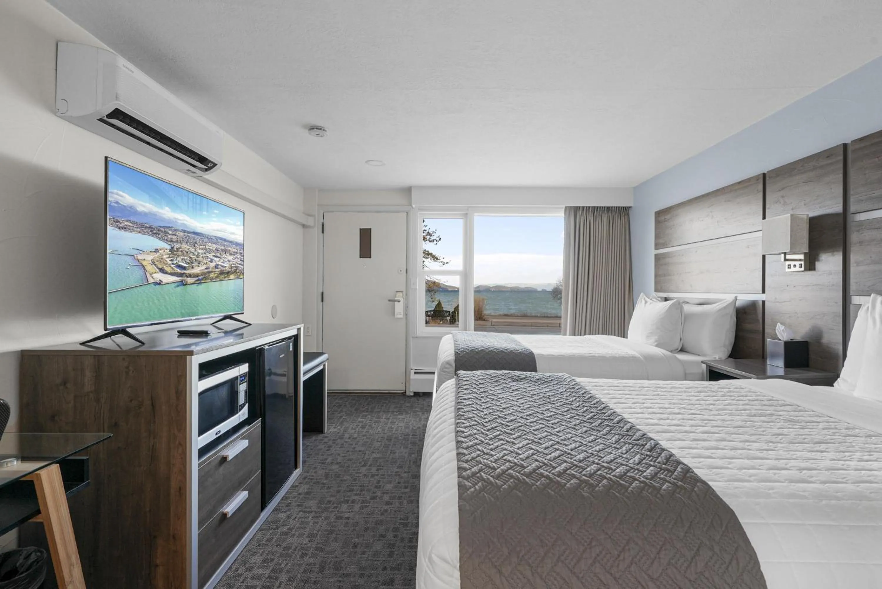 Bedroom in Americas Best Value Inn Polson