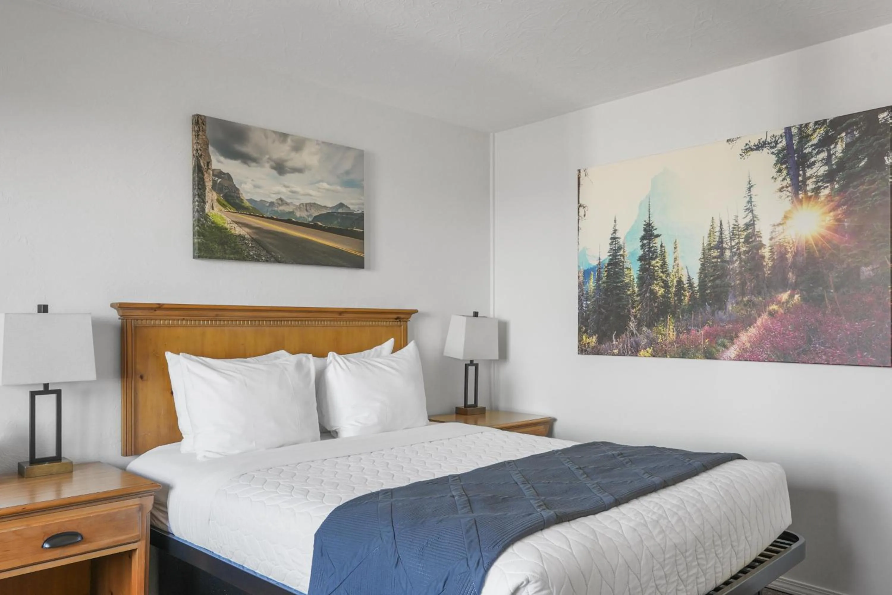 Bedroom in Americas Best Value Inn Polson