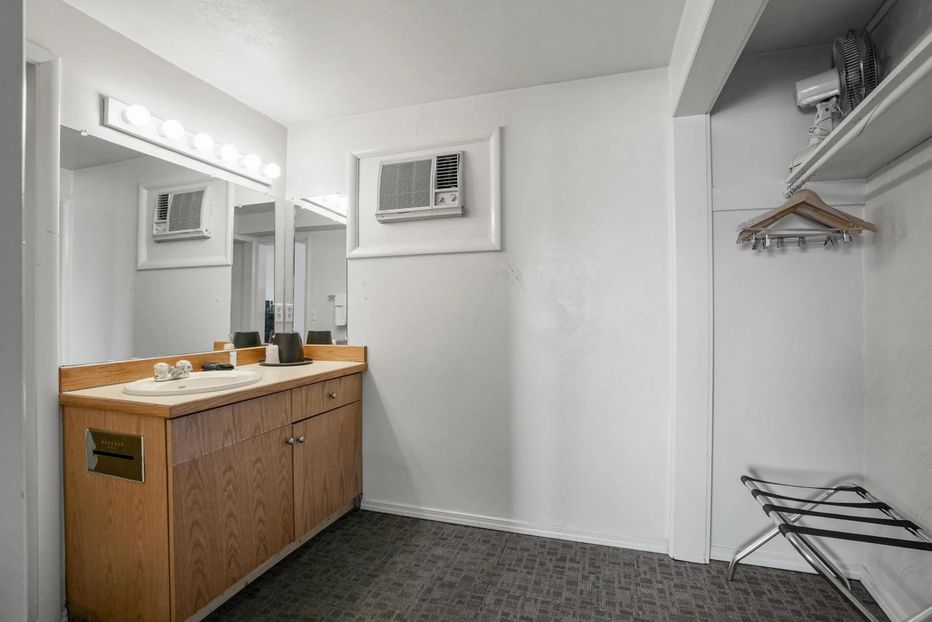 Bathroom in Americas Best Value Inn Polson