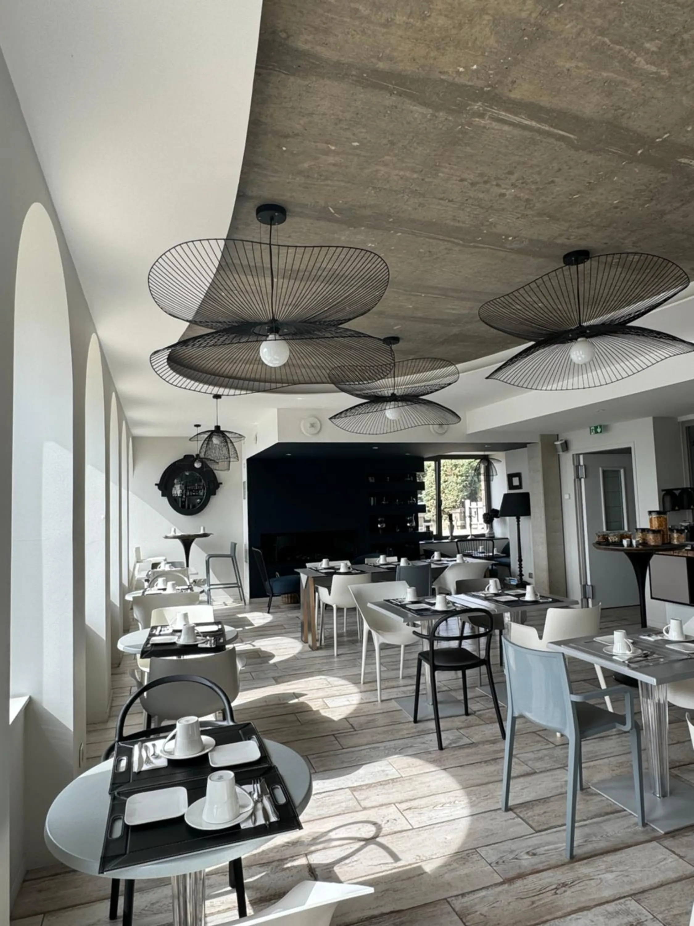 Restaurant/places to eat in Pavillon de la plage