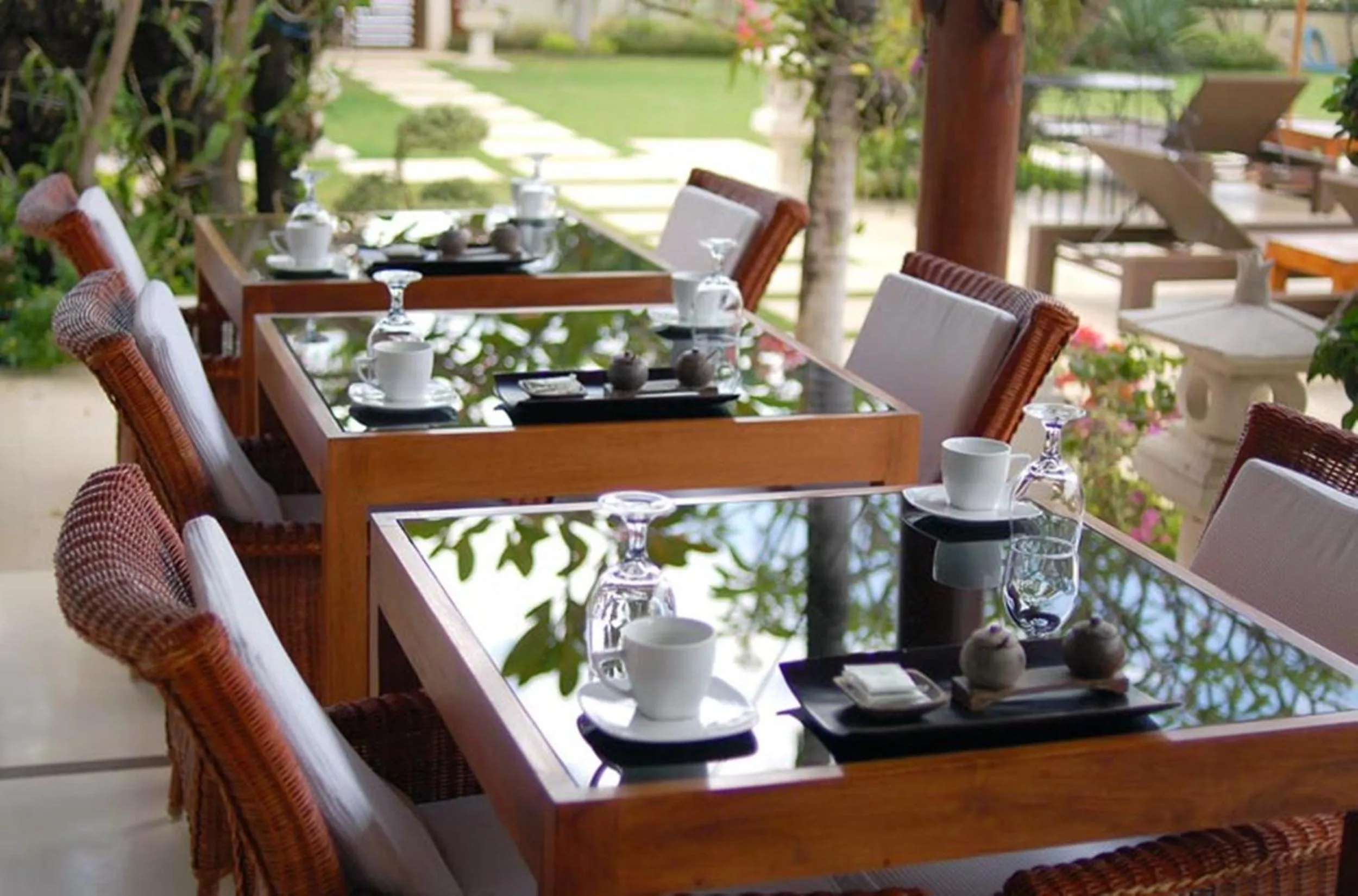 Restaurant/places to eat in Frangipani Beach Hotel