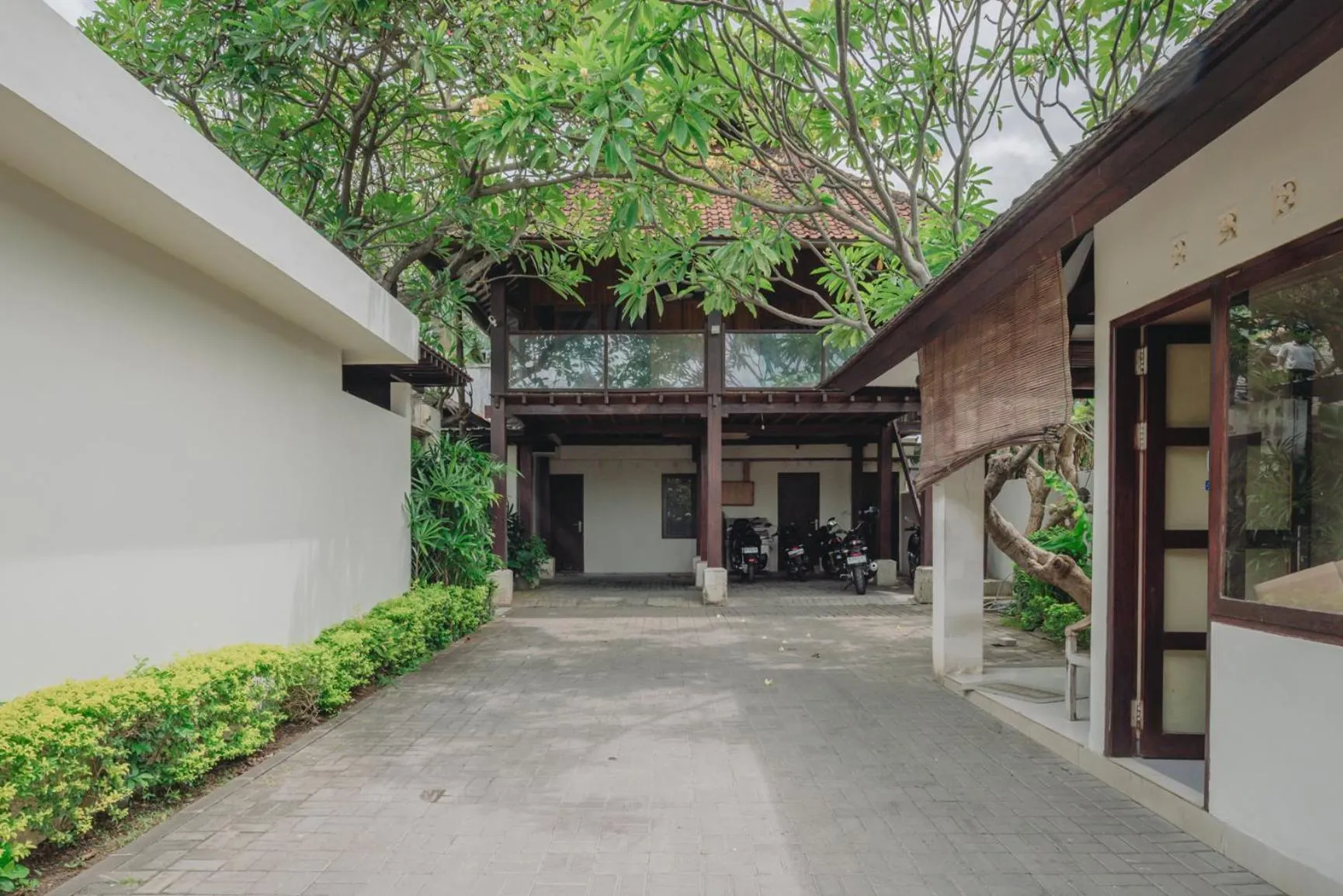 Frangipani Beach Hotel