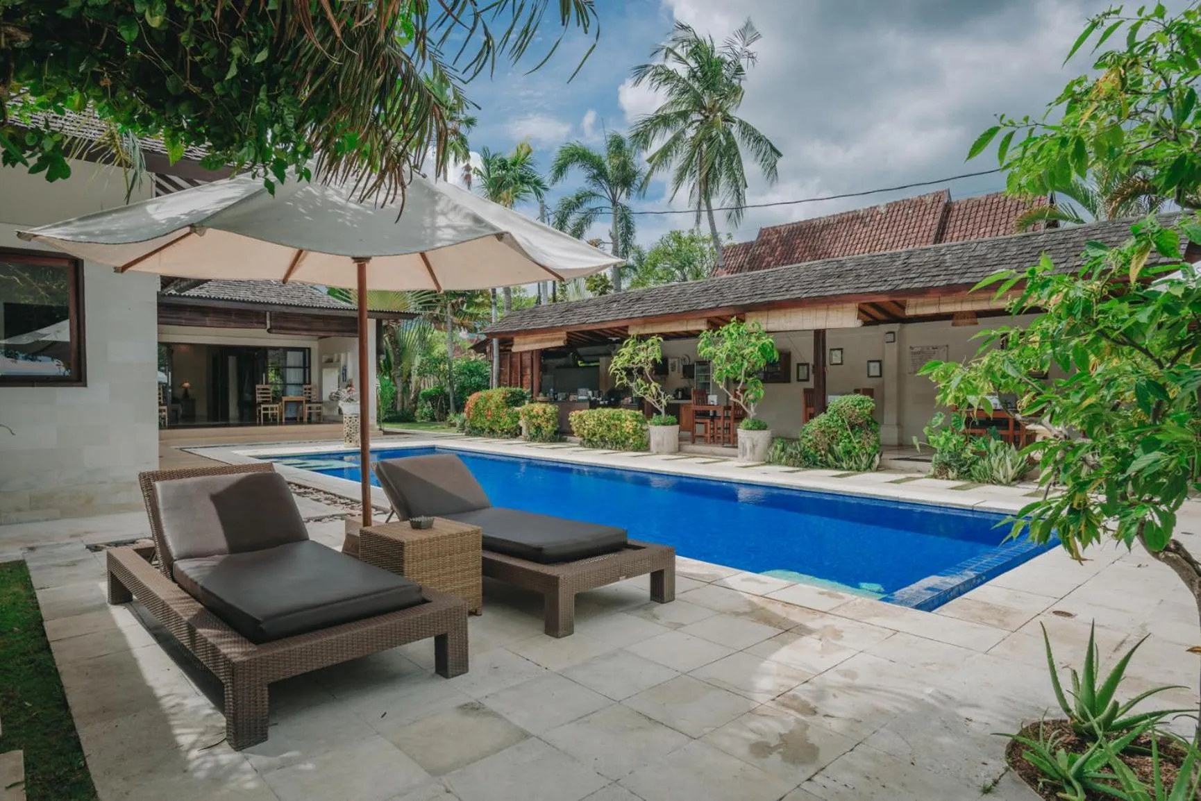 Frangipani Beach Hotel