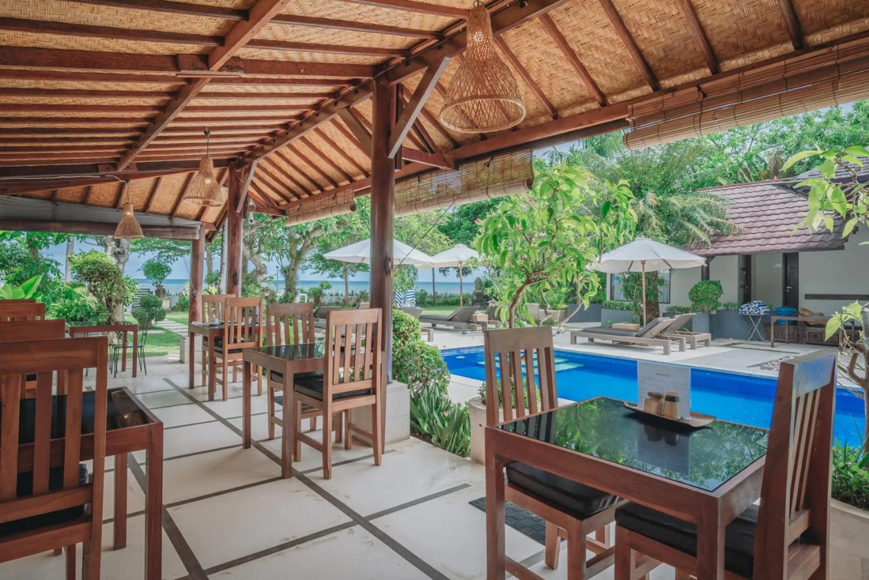 Frangipani Beach Hotel