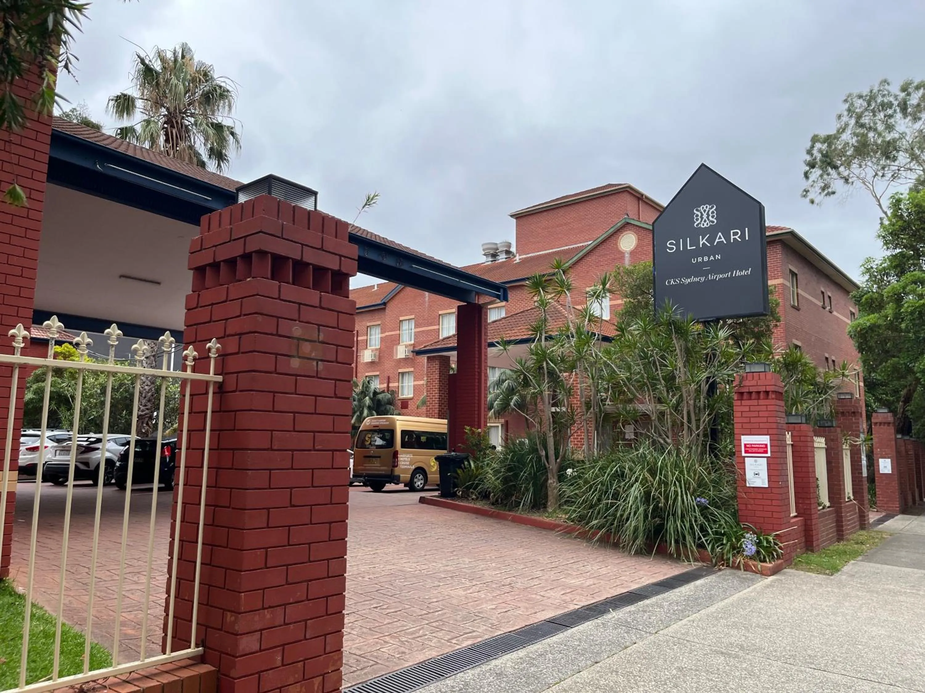 Silkari Urban CKS Sydney Airport Hotel