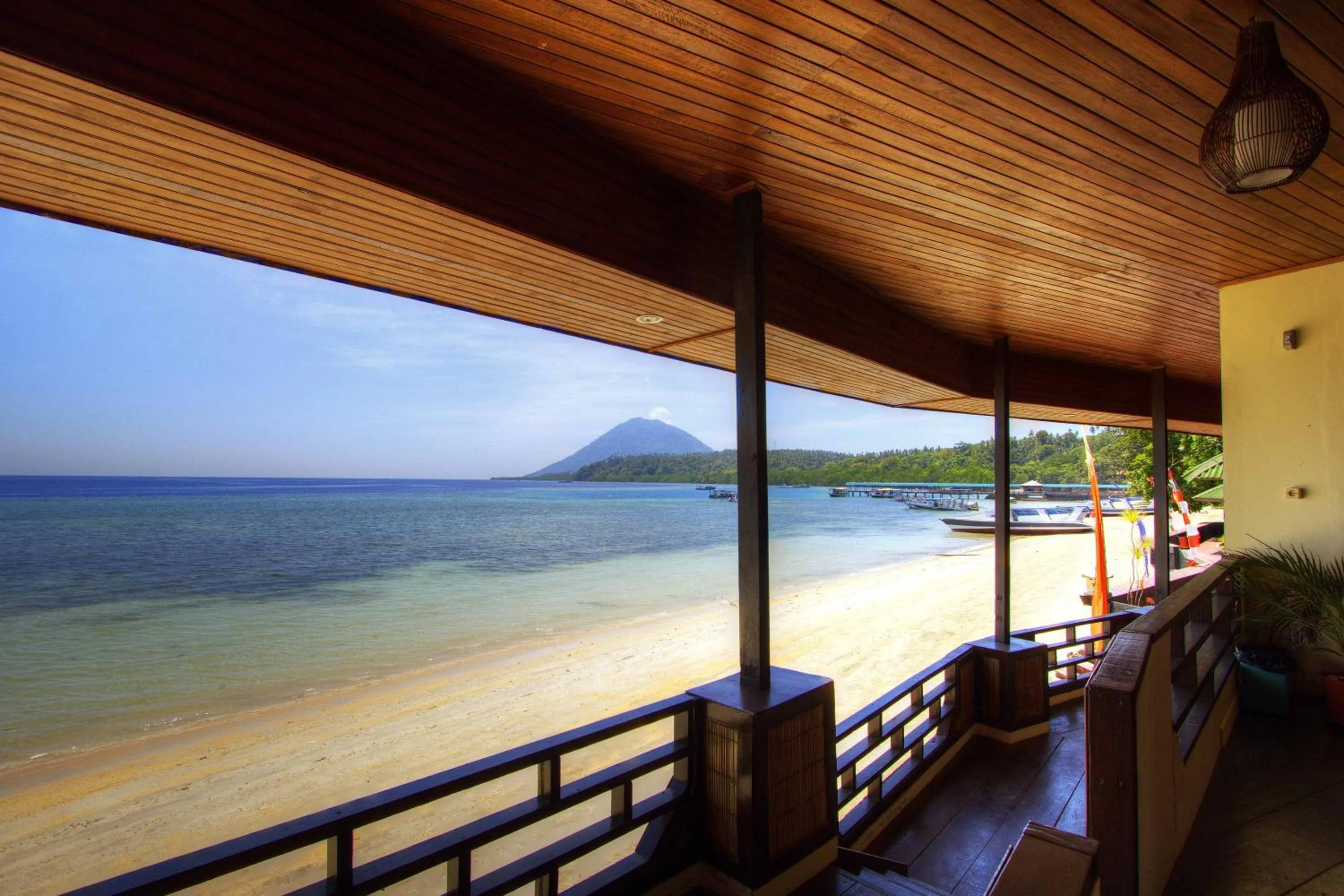 Day in Bastianos Bunaken Dive Resort