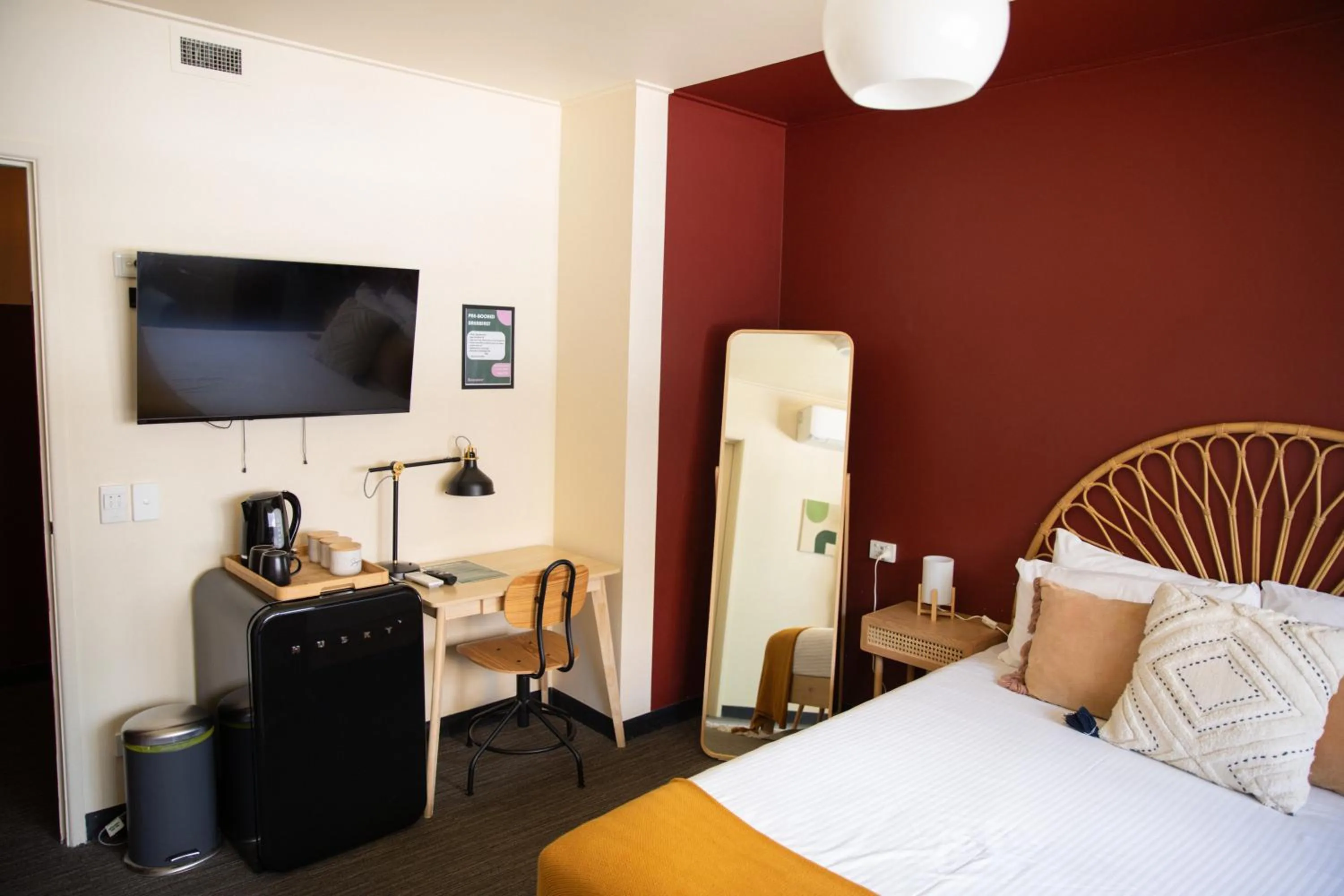 Bedroom, Bed in Roamer Brisbane