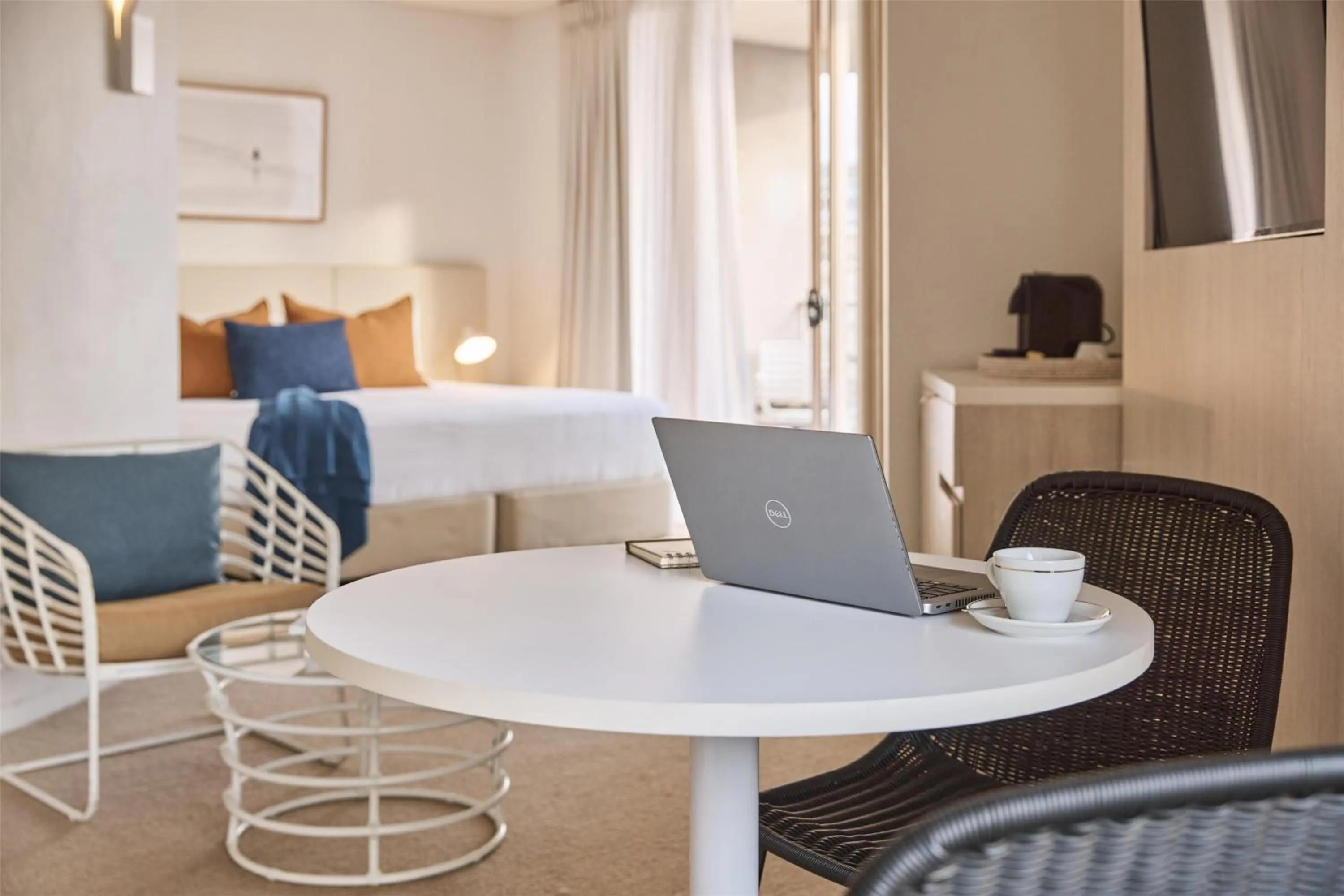 Bedroom, Bed in Rydges Cronulla Beachside