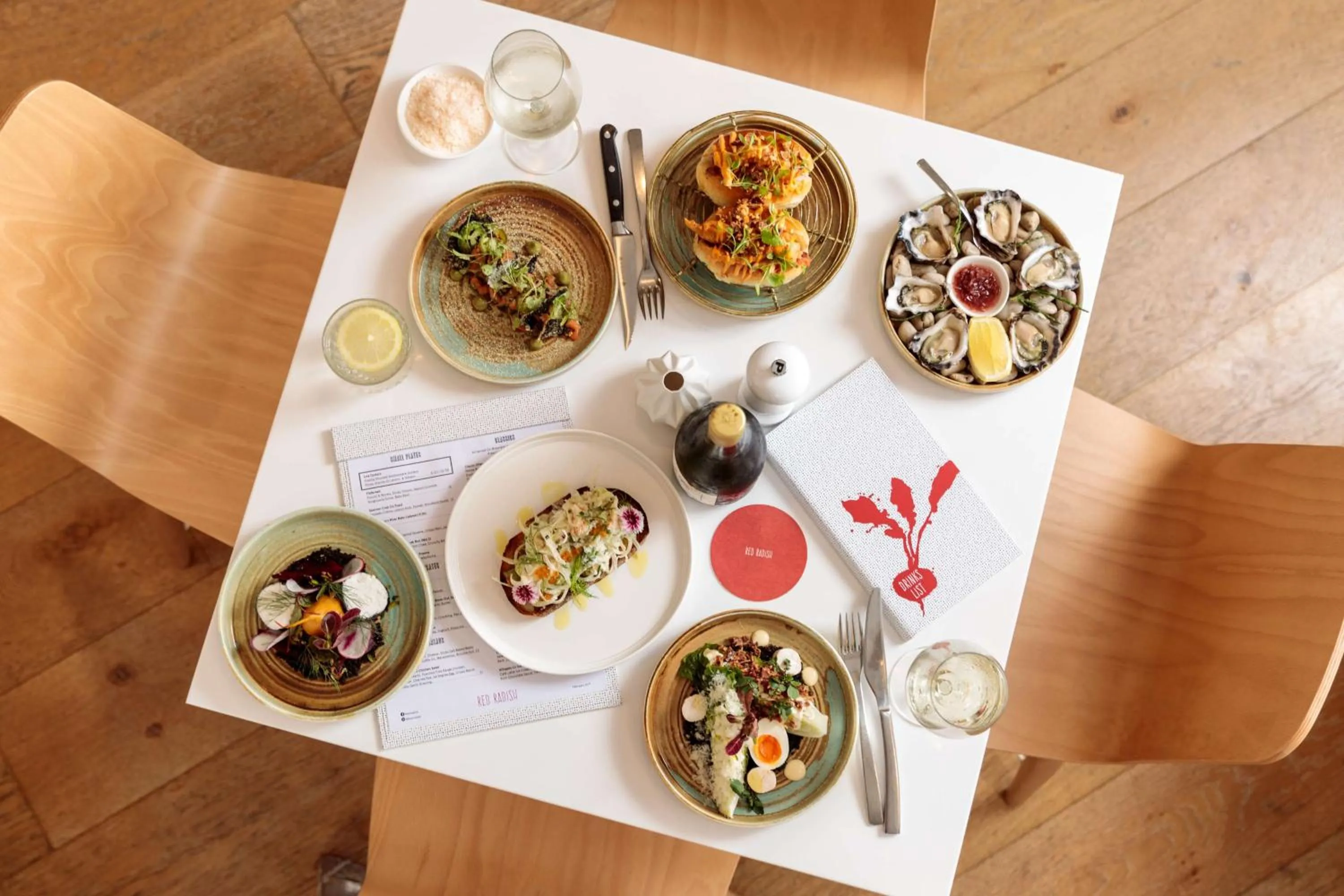 Restaurant/places to eat in Rydges Cronulla Beachside