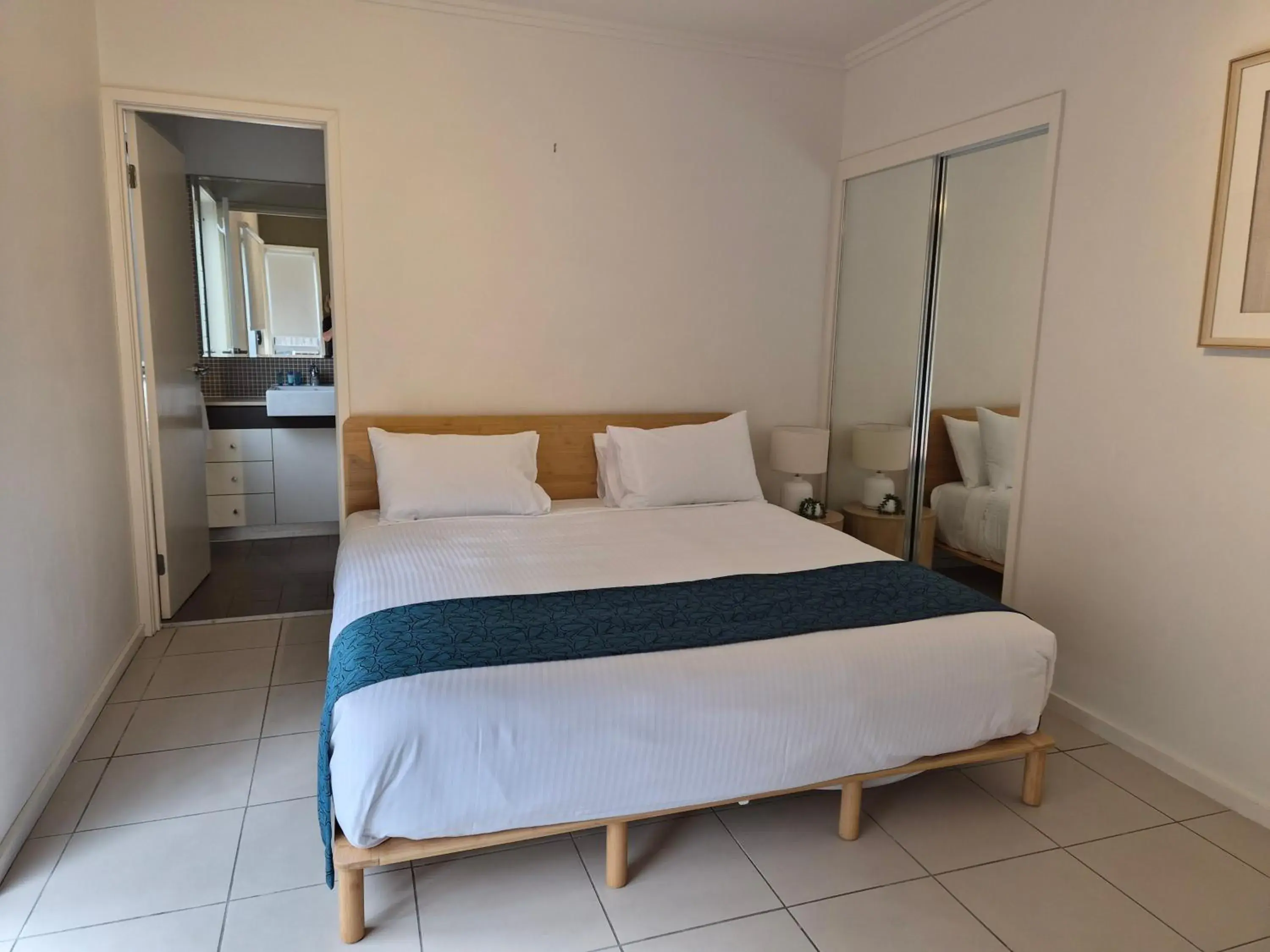 Four-Bedroom Executive Villa in Quarterdecks Retreat Four-Bedroom Executive Villa in Quarterdecks Retreat