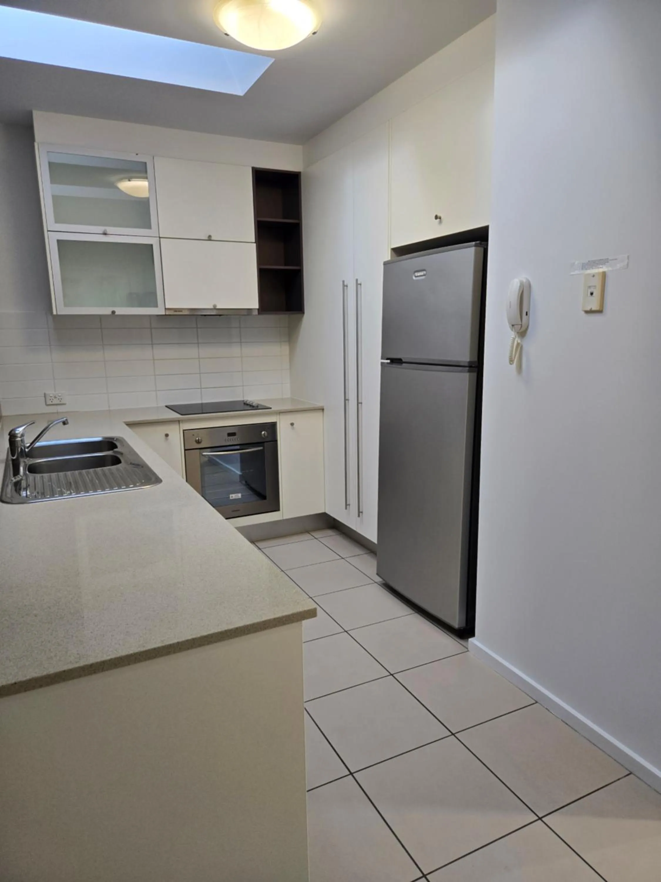 Kitchen or kitchenette in Quarterdecks Retreat